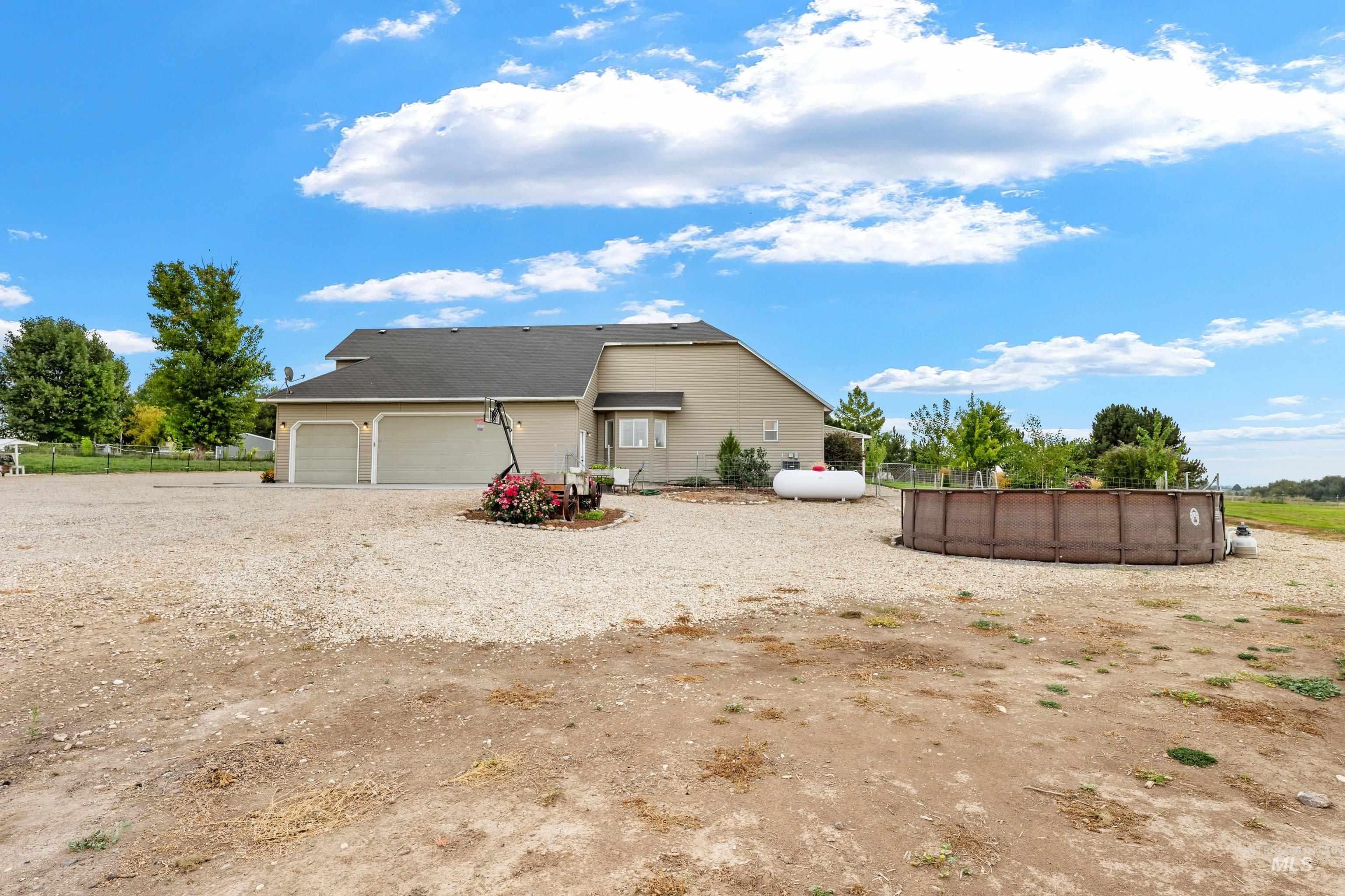 35 S Pit Lane, Nampa, Idaho 83687, 3 Bedrooms, 2 Bathrooms, Residential For Sale, Price $765,000, 98998028