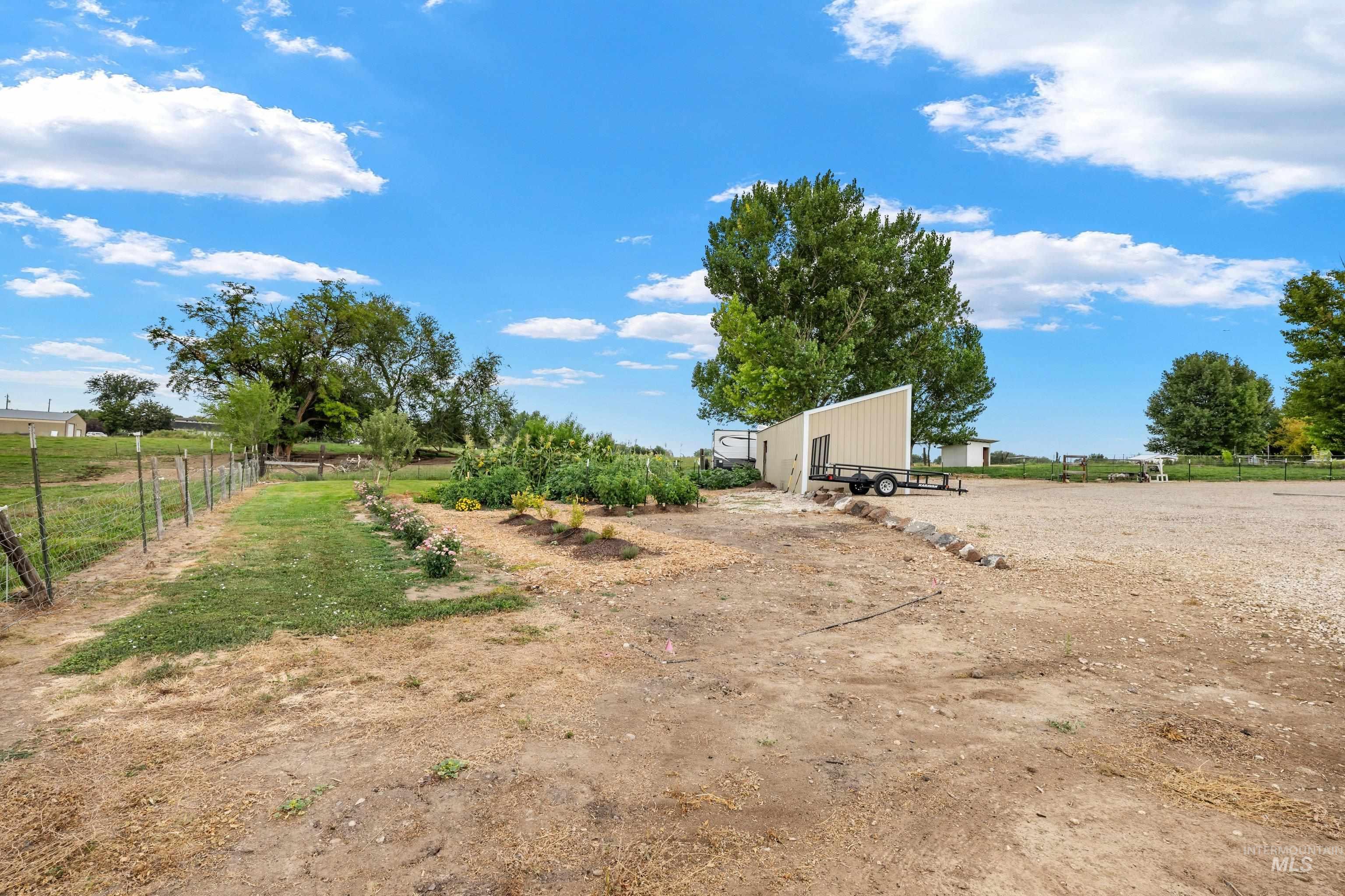 35 S Pit Lane, Nampa, Idaho 83687, 3 Bedrooms, 2 Bathrooms, Residential For Sale, Price $765,000, 98998028