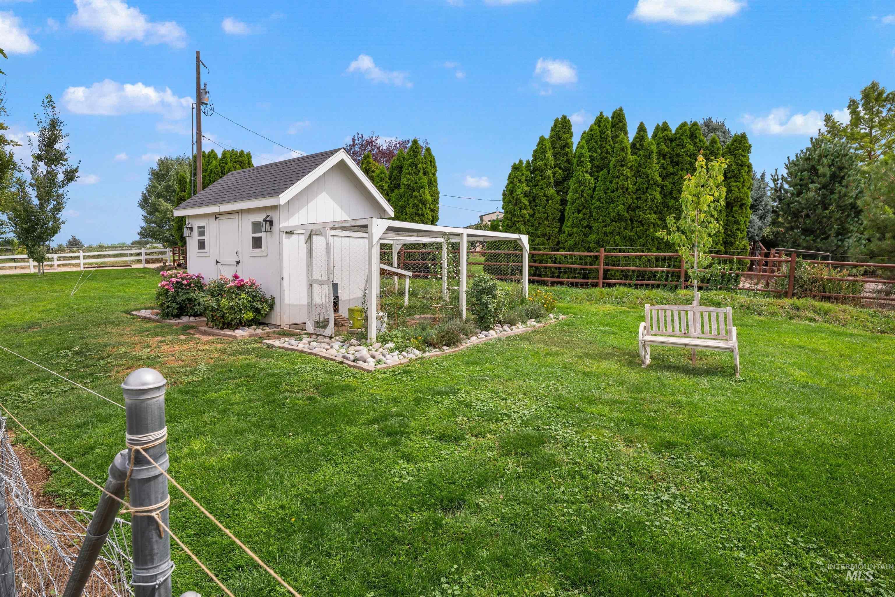 35 S Pit Lane, Nampa, Idaho 83687, 3 Bedrooms, 2 Bathrooms, Residential For Sale, Price $765,000, 98998028