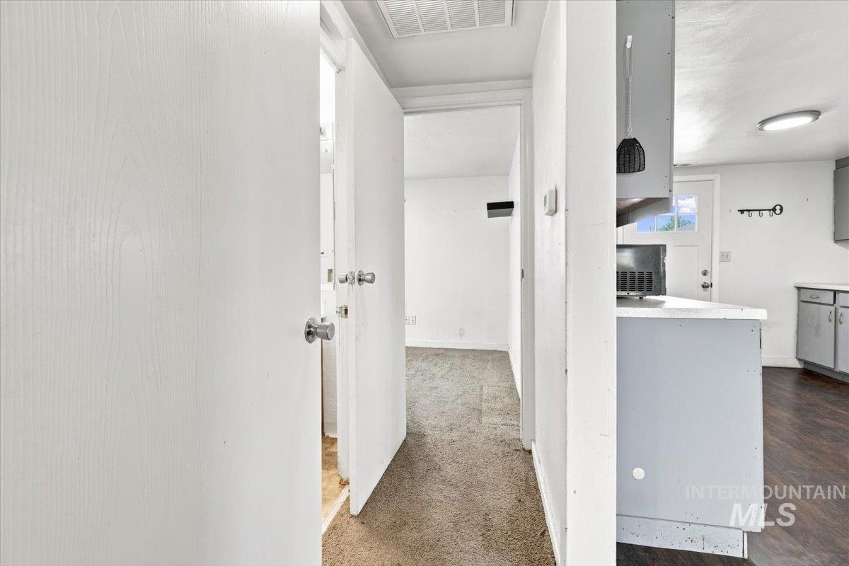 716 N 2nd Ave, Caldwell, Idaho 83605, 2 Bedrooms, 1 Bathroom, Residential For Sale, Price $185,000, 98998030