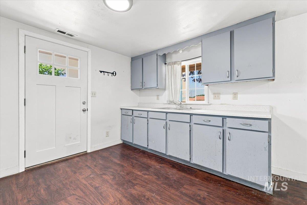 716 N 2nd Ave, Caldwell, Idaho 83605, 2 Bedrooms, 1 Bathroom, Residential For Sale, Price $185,000, 98998030