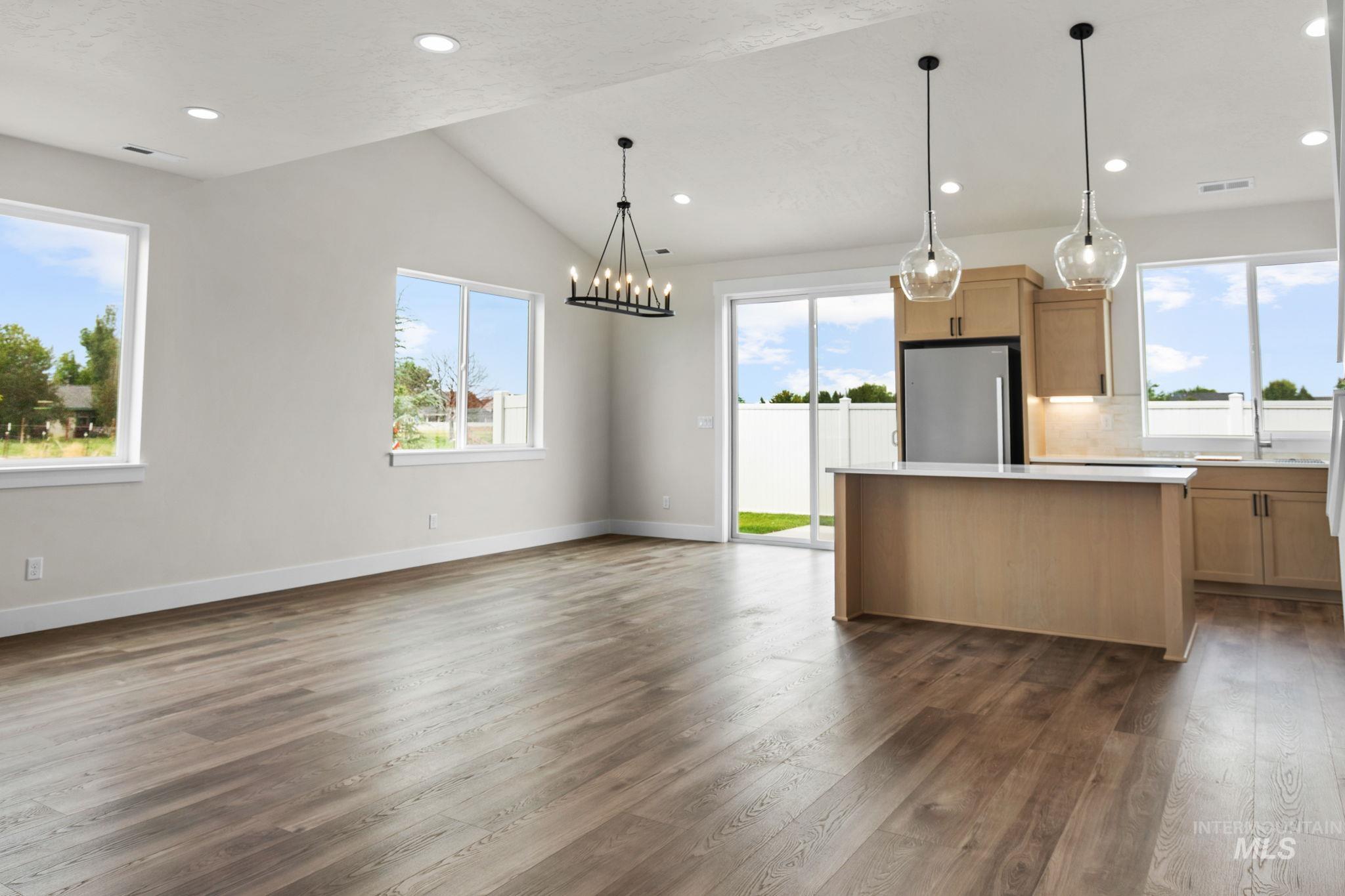 162 W Allspice Ct, Kuna, Idaho 83634, 5 Bedrooms, 3.5 Bathrooms, Residential For Sale, Price $539,900,MLS 98998031