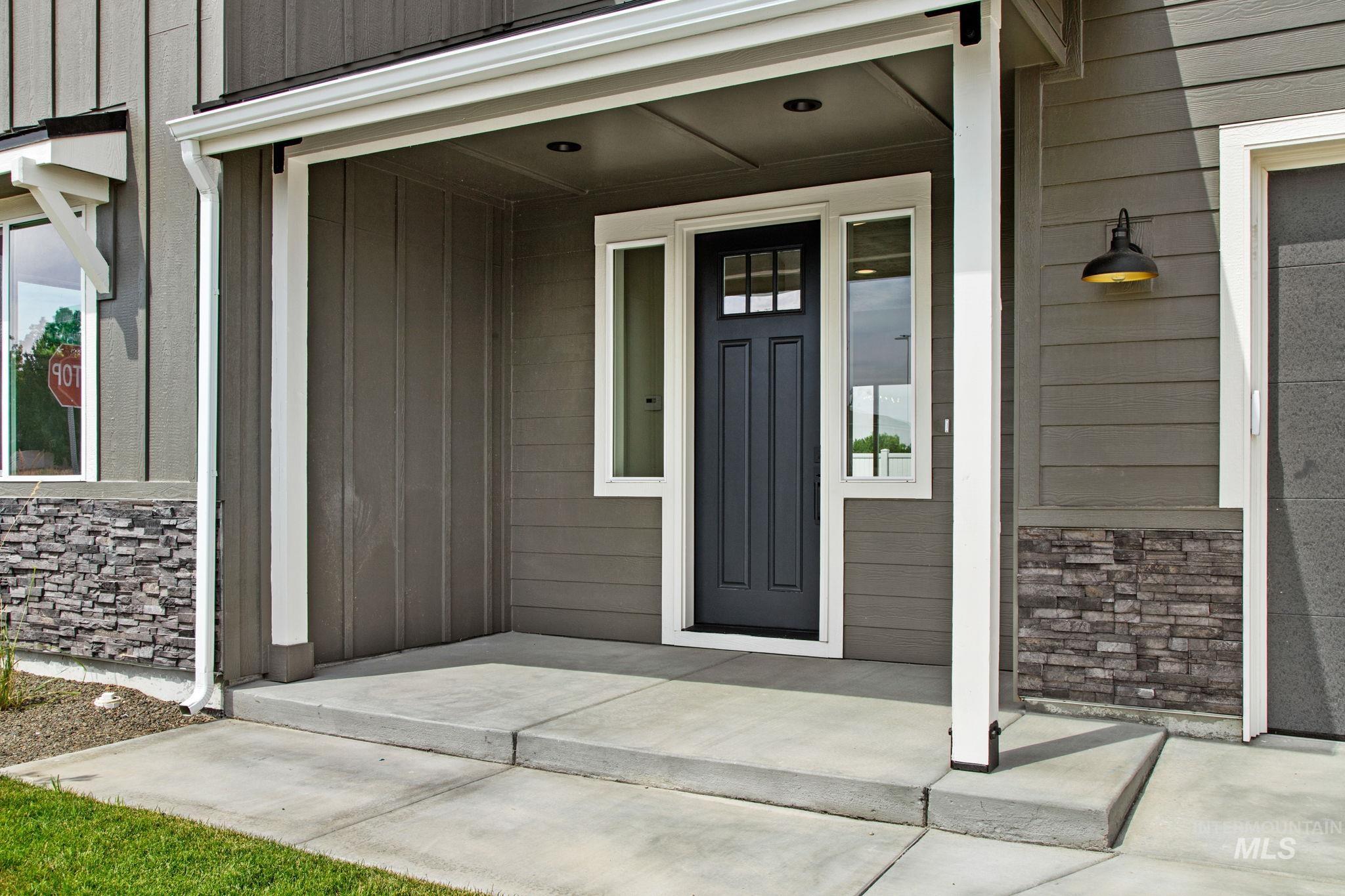 162 W Allspice Ct, Kuna, Idaho 83634, 5 Bedrooms, 3.5 Bathrooms, Residential For Sale, Price $539,900,MLS 98998031