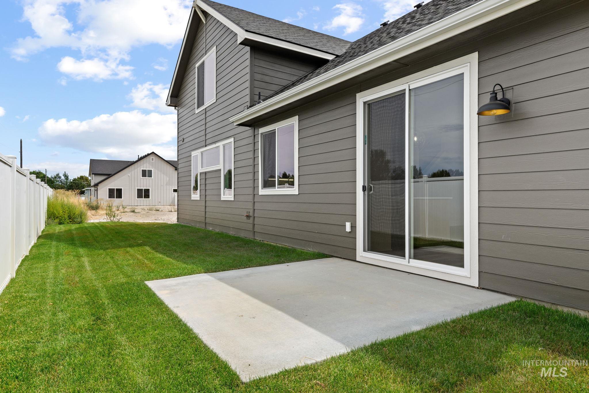 162 W Allspice Ct, Kuna, Idaho 83634, 5 Bedrooms, 3.5 Bathrooms, Residential For Sale, Price $539,900,MLS 98998031