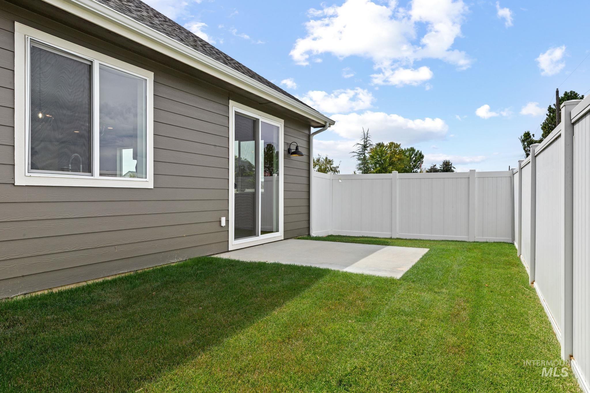 162 W Allspice Ct, Kuna, Idaho 83634, 5 Bedrooms, 3.5 Bathrooms, Residential For Sale, Price $539,900,MLS 98998031