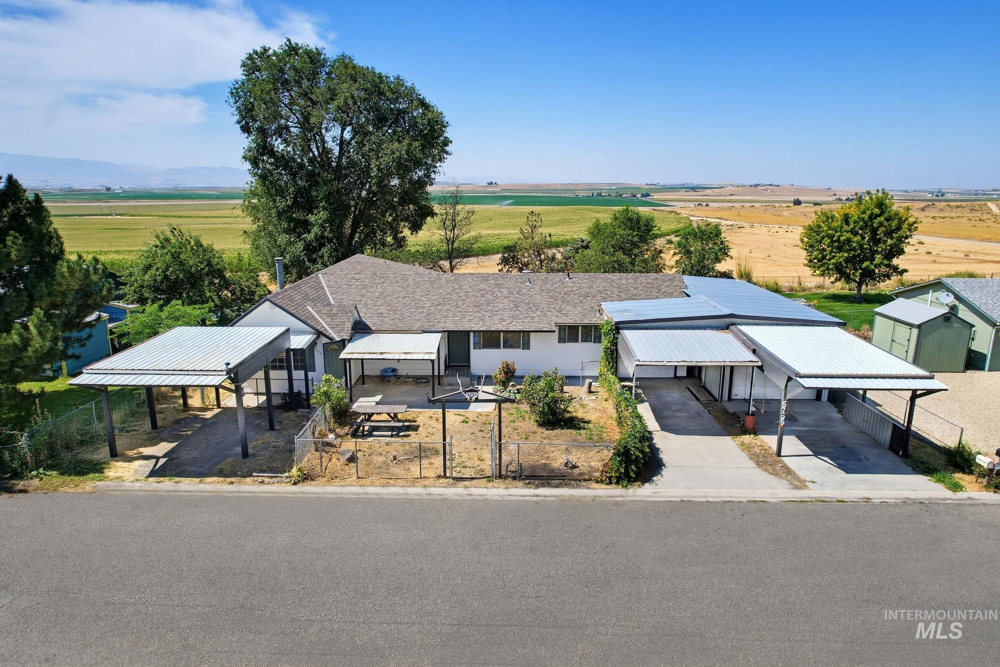 5755 Chuckwagon Rd, Nampa, Idaho 83686, 4 Bedrooms, 2 Bathrooms, Residential For Sale, Price $385,000,MLS 98998032