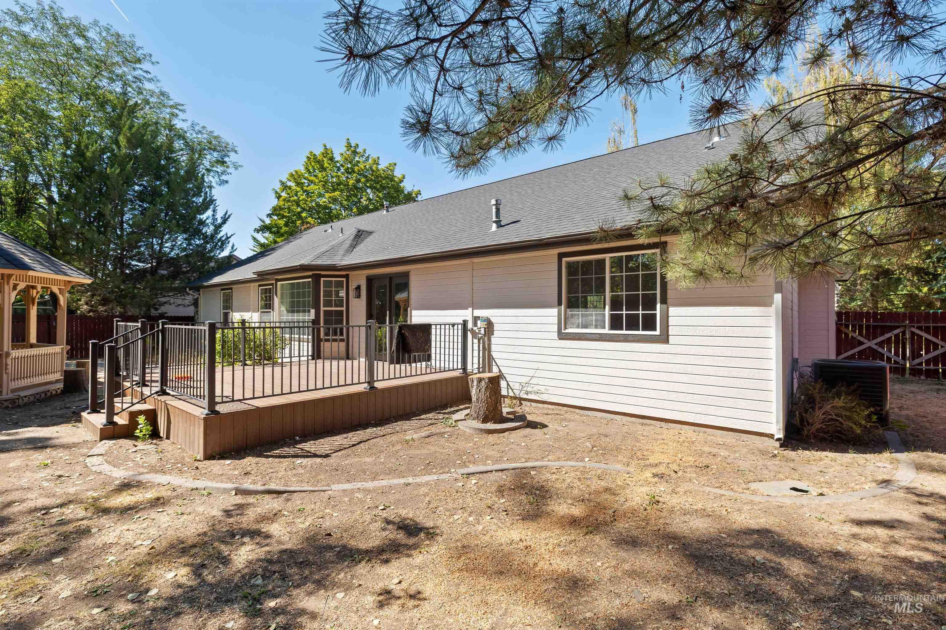 1374 Galena Drive, Twin Falls, Idaho 83301, 4 Bedrooms, 2 Bathrooms, Residential For Sale, Price $499,900,MLS 98998033