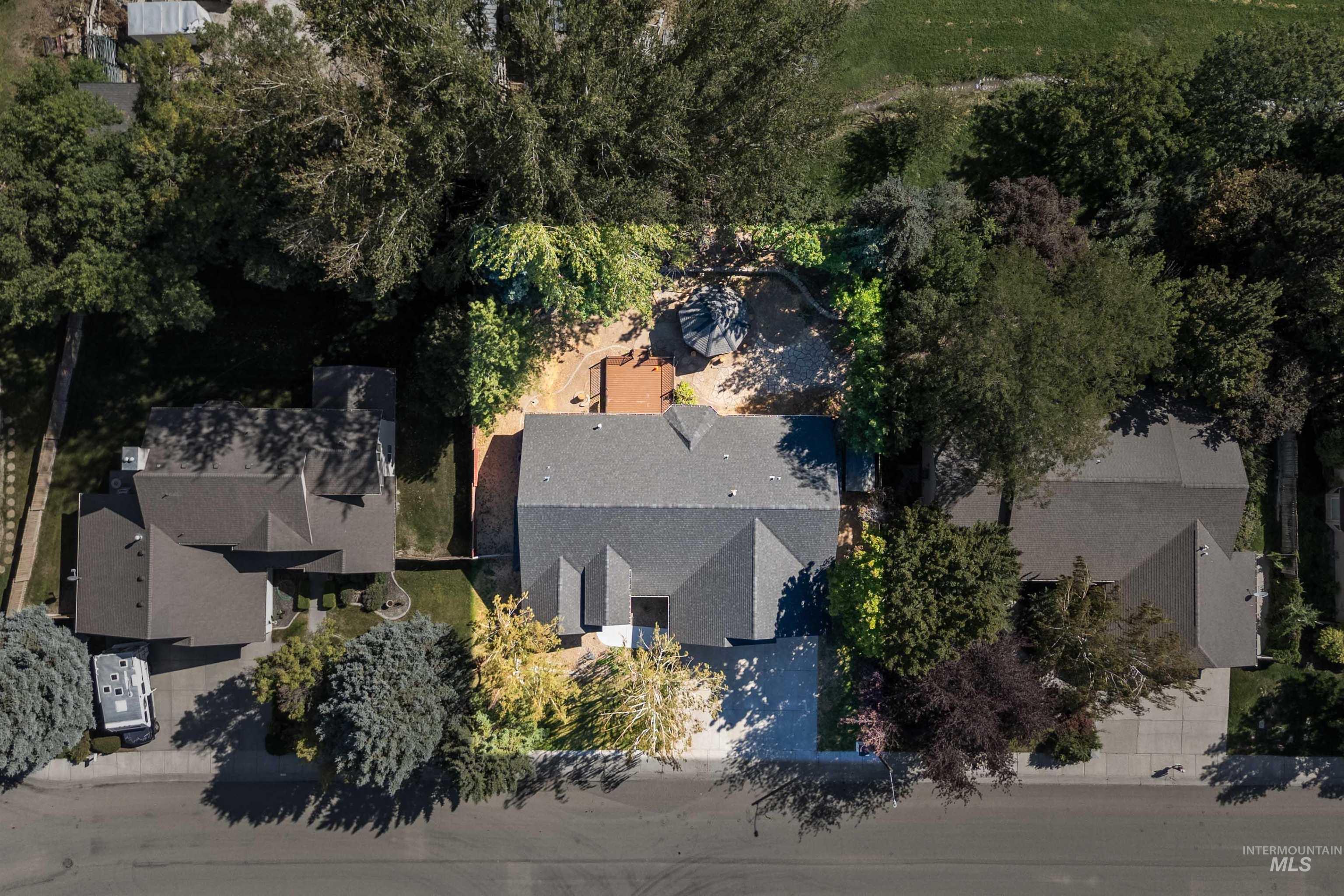 1374 Galena Drive, Twin Falls, Idaho 83301, 4 Bedrooms, 2 Bathrooms, Residential For Sale, Price $499,900,MLS 98998033