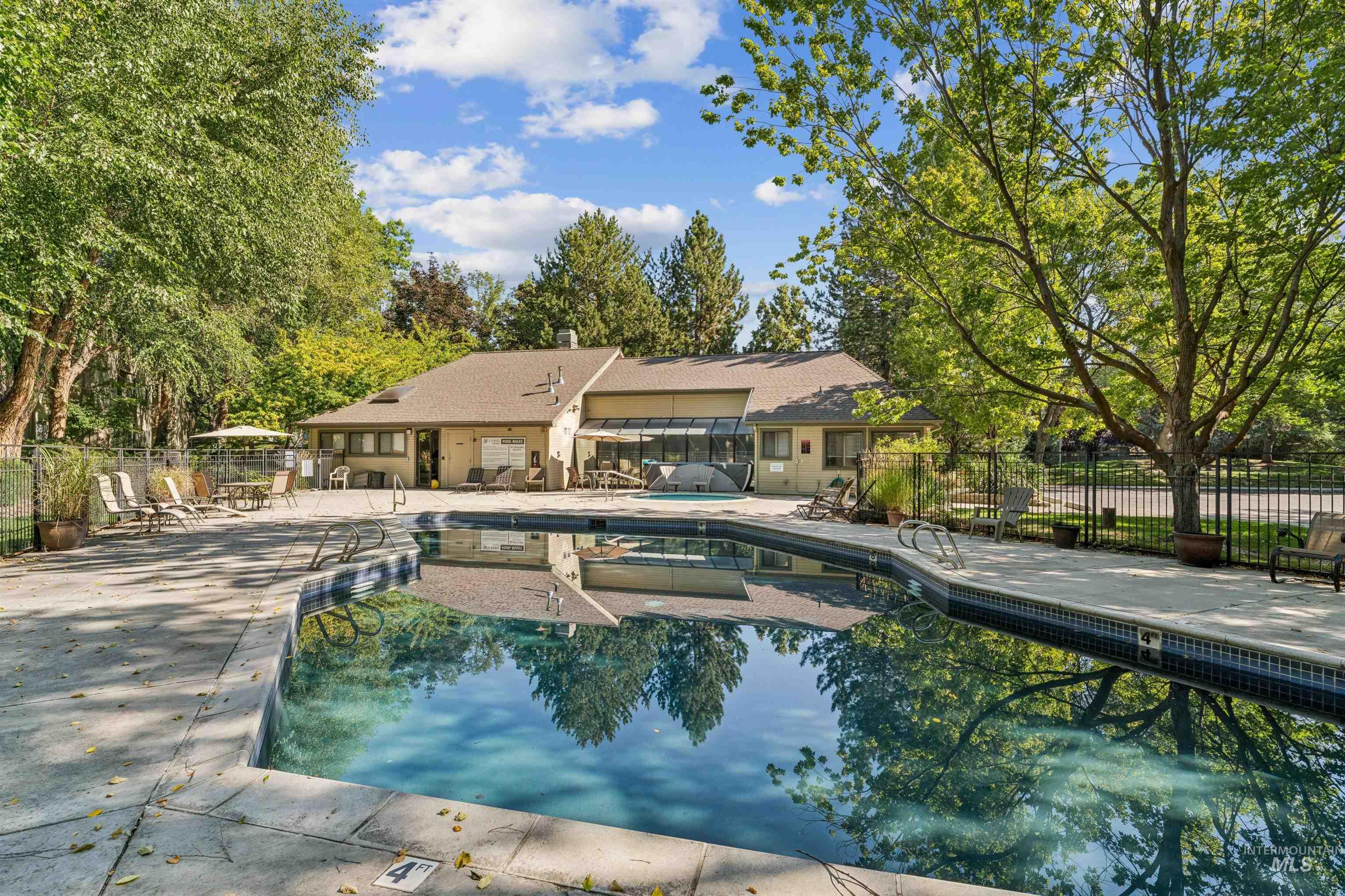 3725 S Gekeler Ln, Boise, Idaho 83706, 1 Bedroom, 1 Bathroom, Residential For Sale, Price $265,000,MLS 98998035