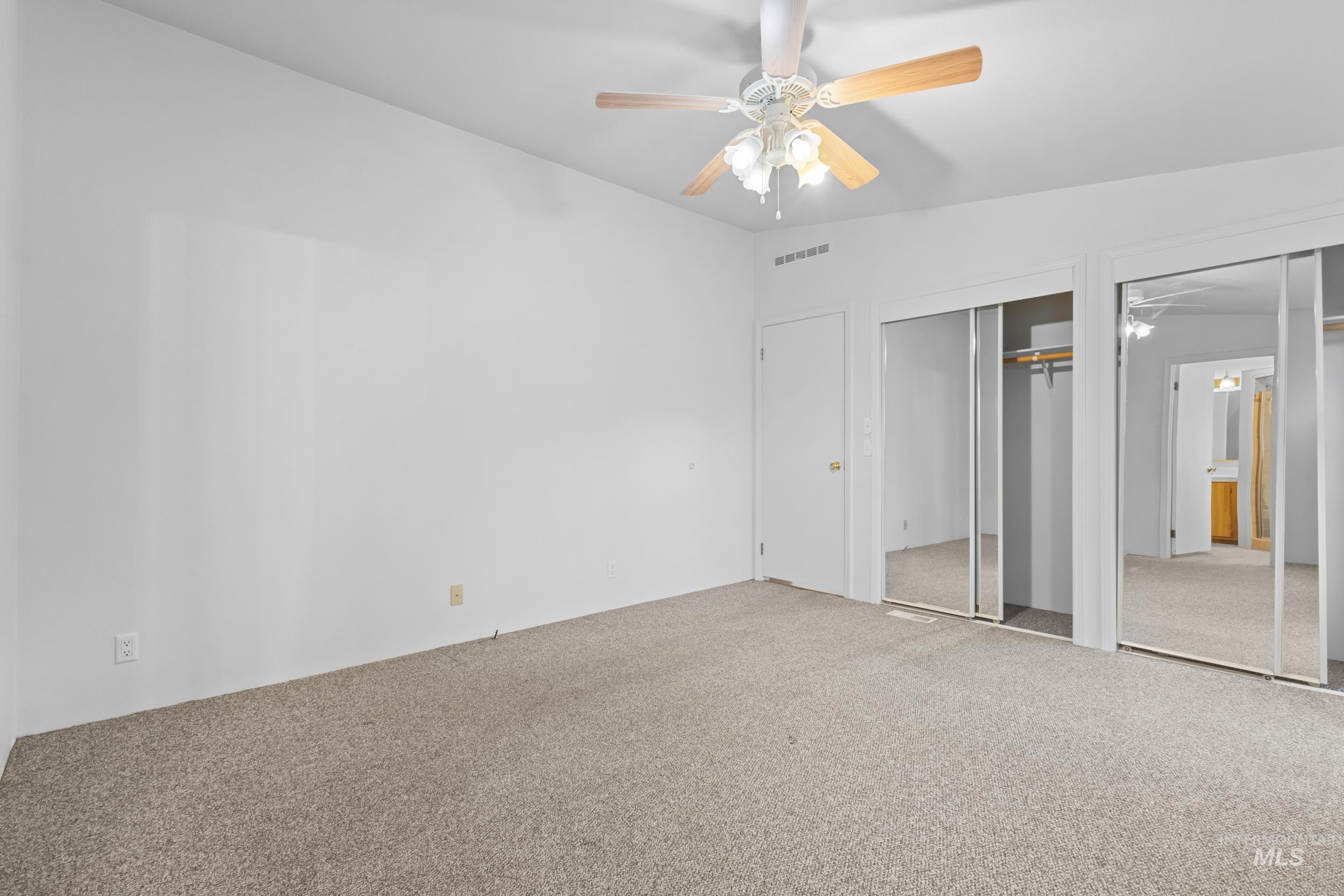 410 E Custer St, Mackay, Idaho 83251, 3 Bedrooms, 2 Bathrooms, Residential For Sale, Price $449,000,MLS 98998037