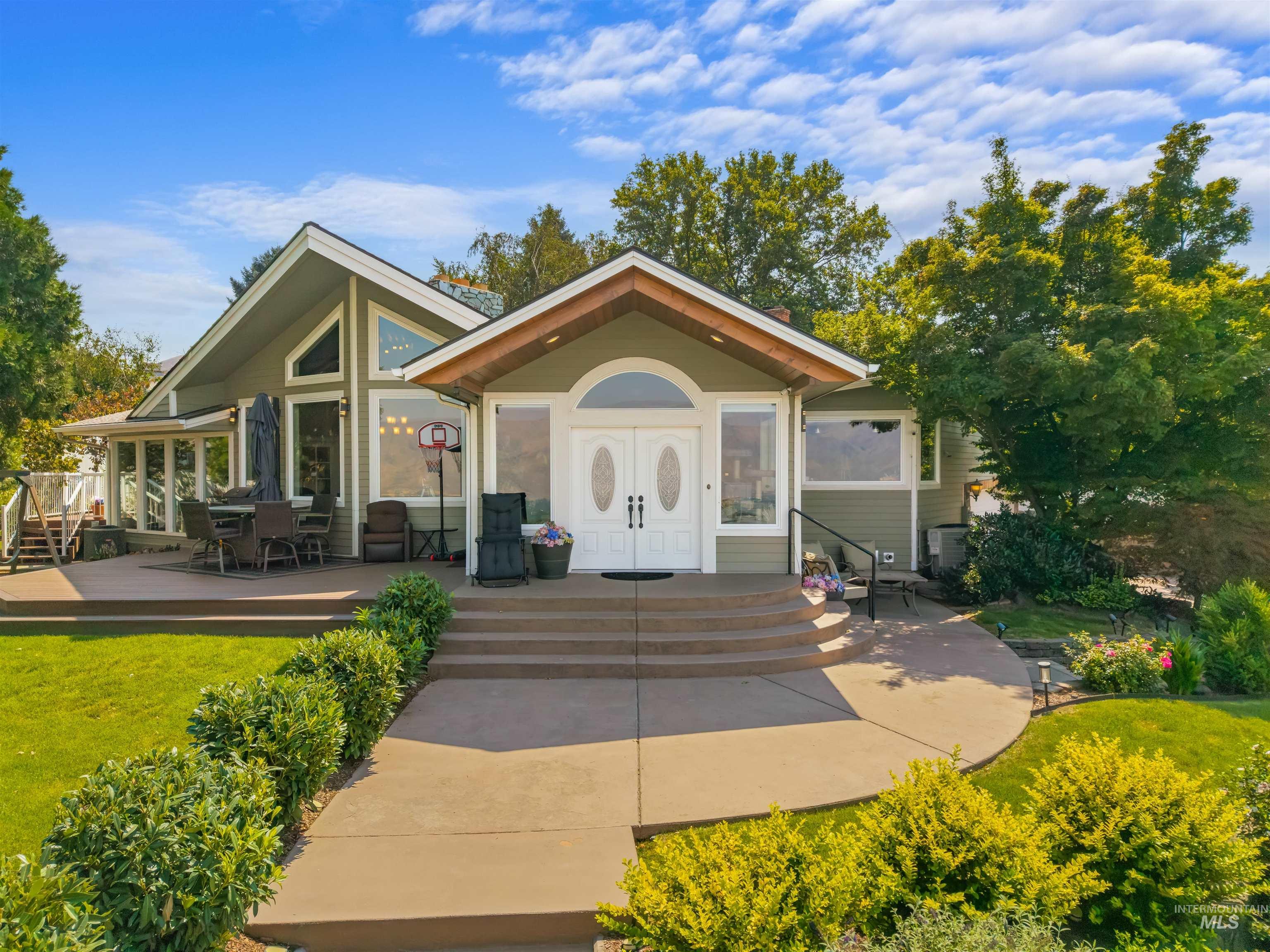 2953 Rivervew Terrace, Lewiston, Idaho 83501, 4 Bedrooms, 4 Bathrooms, Residential For Sale, Price $699,900, 98998038