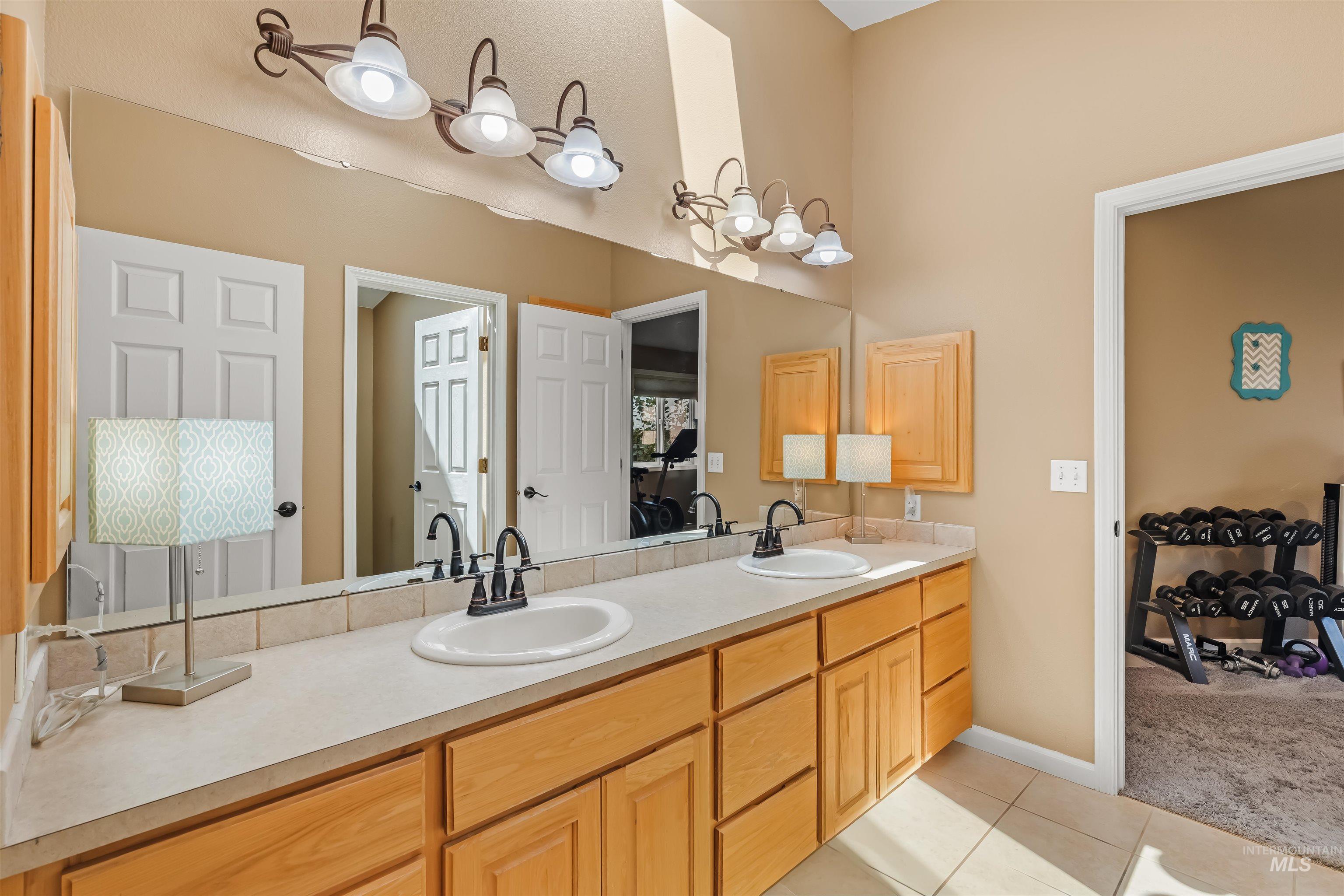 2953 Rivervew Terrace, Lewiston, Idaho 83501, 4 Bedrooms, 4 Bathrooms, Residential For Sale, Price $699,900, 98998038