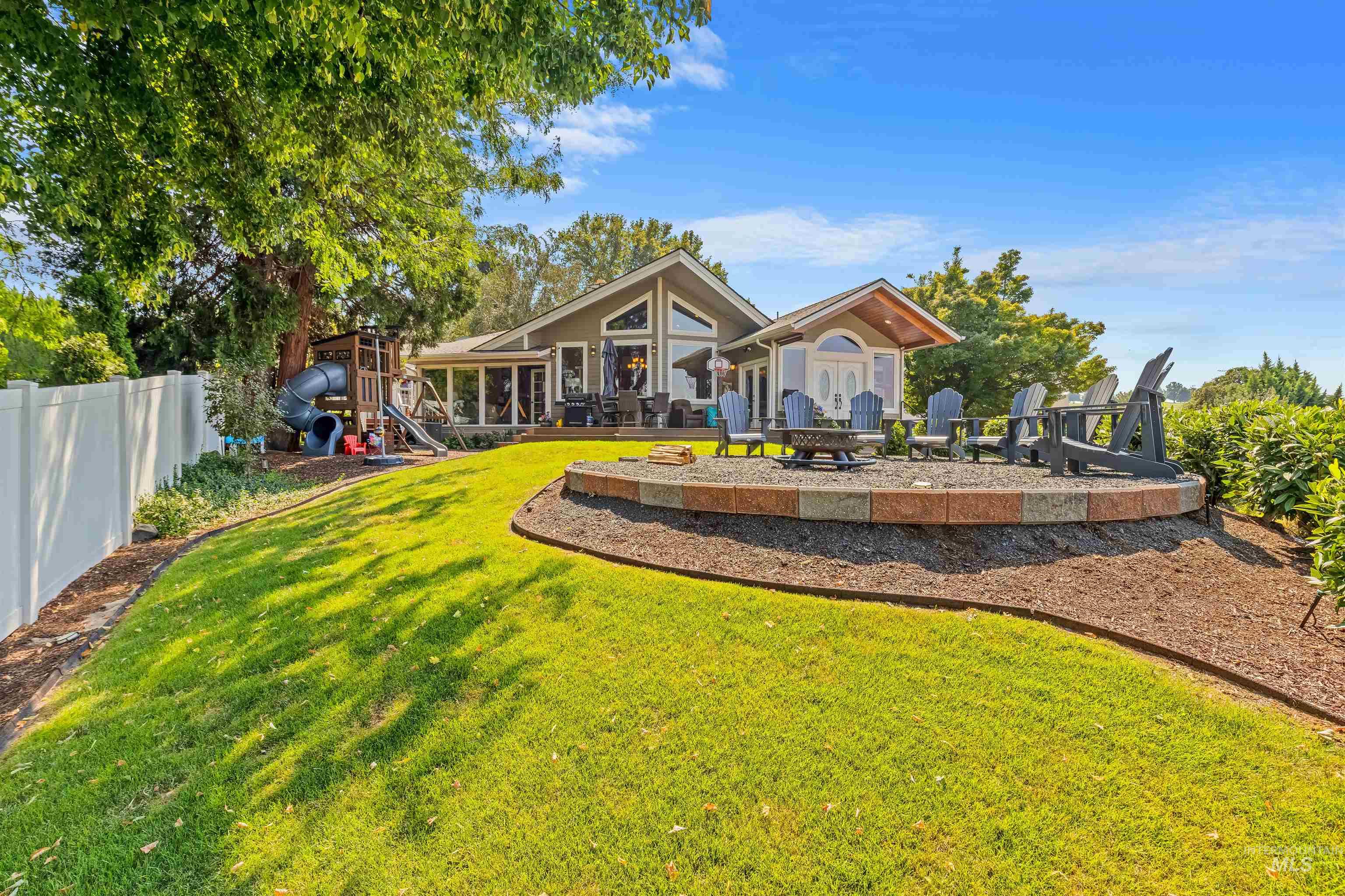 2953 Rivervew Terrace, Lewiston, Idaho 83501, 4 Bedrooms, 4 Bathrooms, Residential For Sale, Price $699,900, 98998038