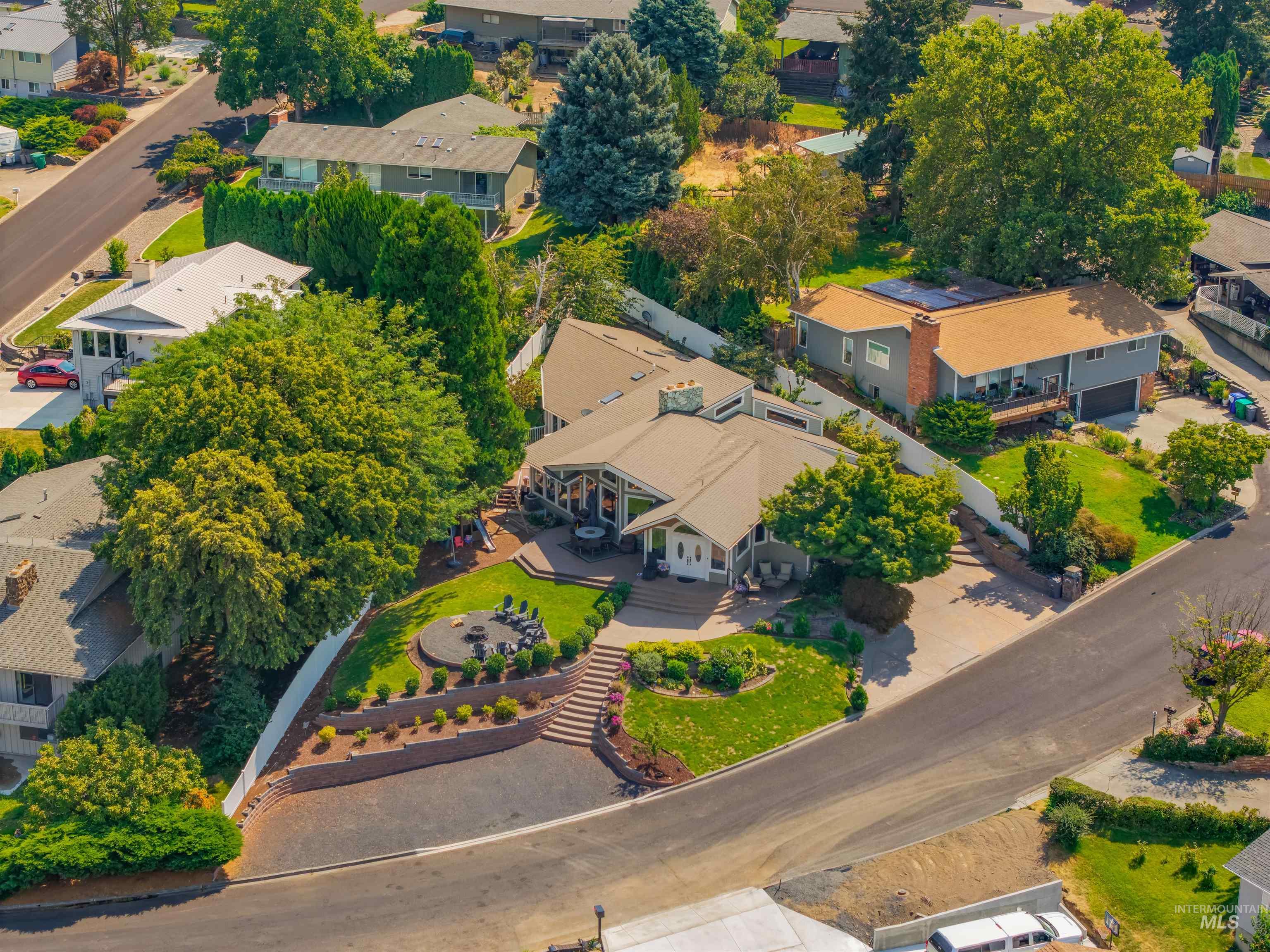 2953 Rivervew Terrace, Lewiston, Idaho 83501, 4 Bedrooms, 4 Bathrooms, Residential For Sale, Price $699,900, 98998038