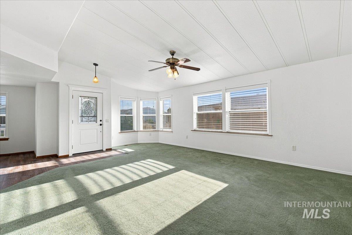 1907 W Flamingo Ave, Nampa, Idaho 83651, 2 Bedrooms, 2 Bathrooms, Residential For Sale, Price $199,900, 98998039