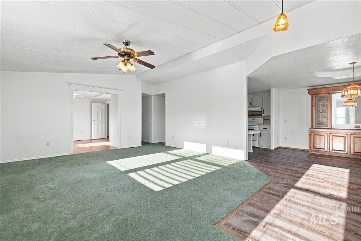 1907 W Flamingo Ave, Nampa, Idaho 83651, 2 Bedrooms, 2 Bathrooms, Residential For Sale, Price $199,900, 98998039