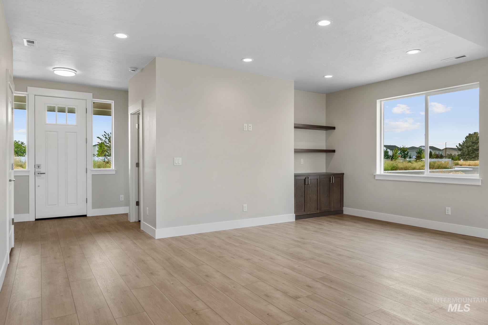 106 W Allspice Ct, Kuna, Idaho 83634, 5 Bedrooms, 3.5 Bathrooms, Residential For Sale, Price $539,900,MLS 98998043