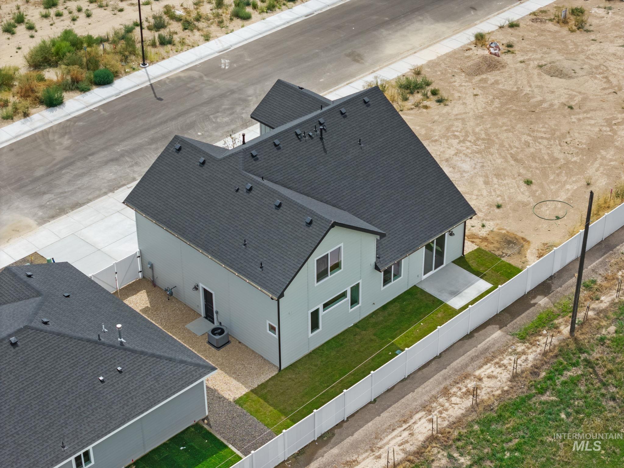 106 W Allspice Ct, Kuna, Idaho 83634, 5 Bedrooms, 3.5 Bathrooms, Residential For Sale, Price $539,900,MLS 98998043