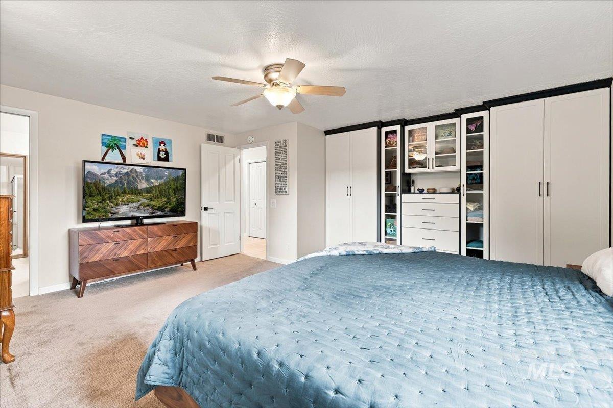5203 N Sorrento Dr, Boise, Idaho 83704, 4 Bedrooms, 3 Bathrooms, Residential For Sale, Price $849,900, 98998044