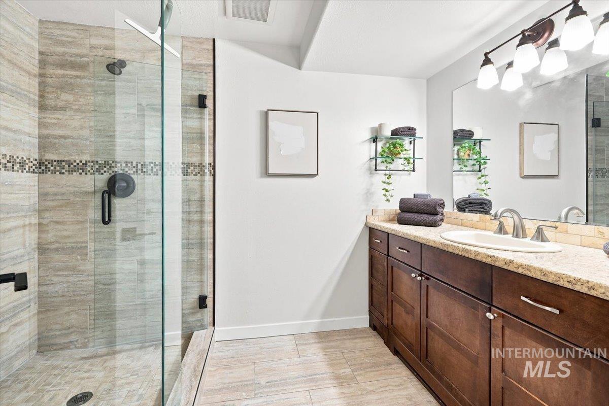 5203 N Sorrento Dr, Boise, Idaho 83704, 4 Bedrooms, 3 Bathrooms, Residential For Sale, Price $849,900, 98998044