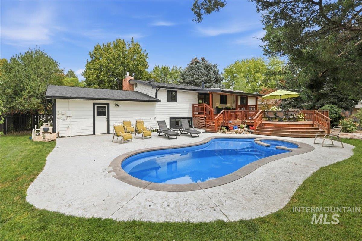 5203 N Sorrento Dr, Boise, Idaho 83704, 4 Bedrooms, 3 Bathrooms, Residential For Sale, Price $849,900, 98998044