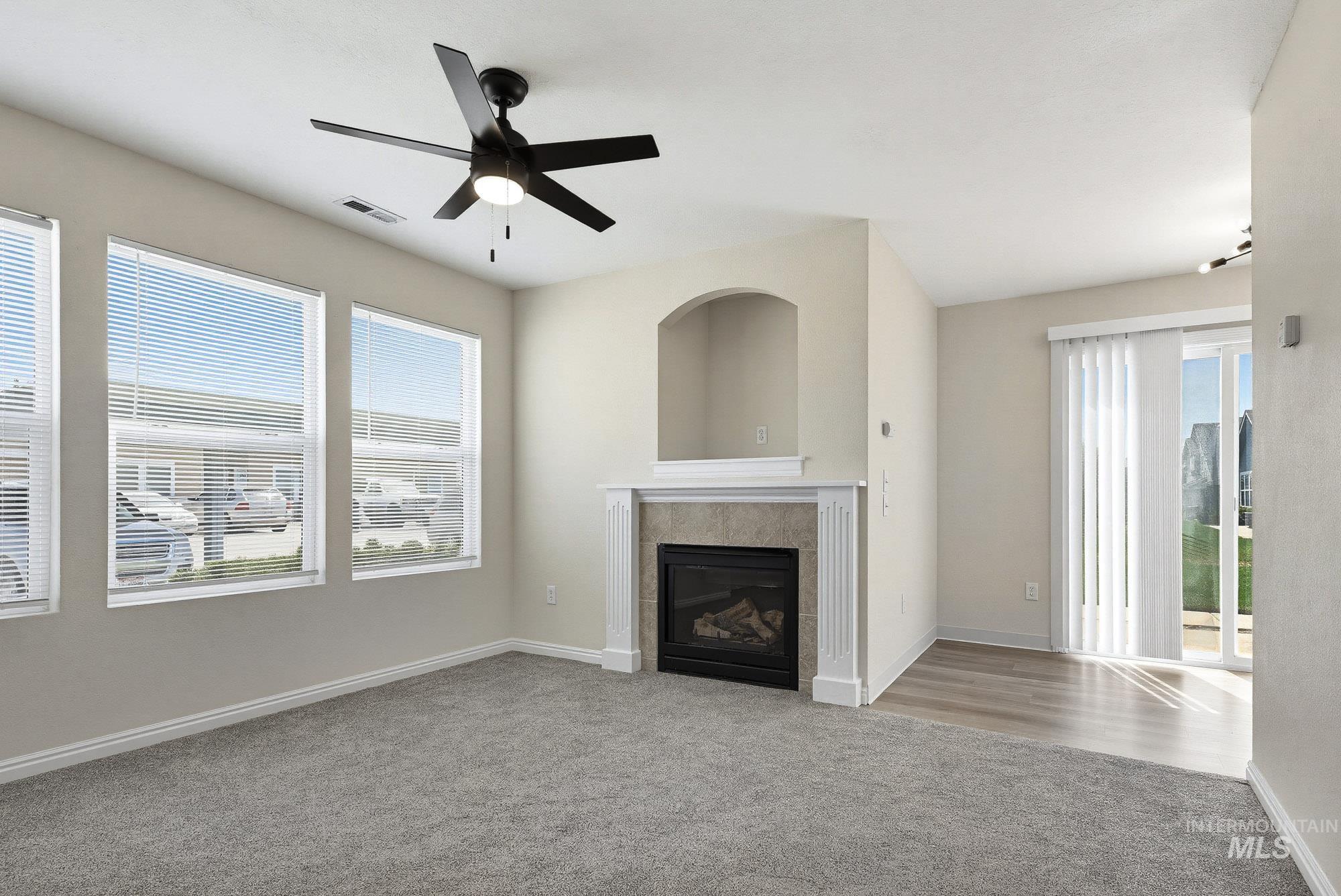 16921 N Pamela Loop, Nampa, Idaho 83651, 2 Bedrooms, 2 Bathrooms, Residential Income For Sale, Price $825,000,MLS 98998046