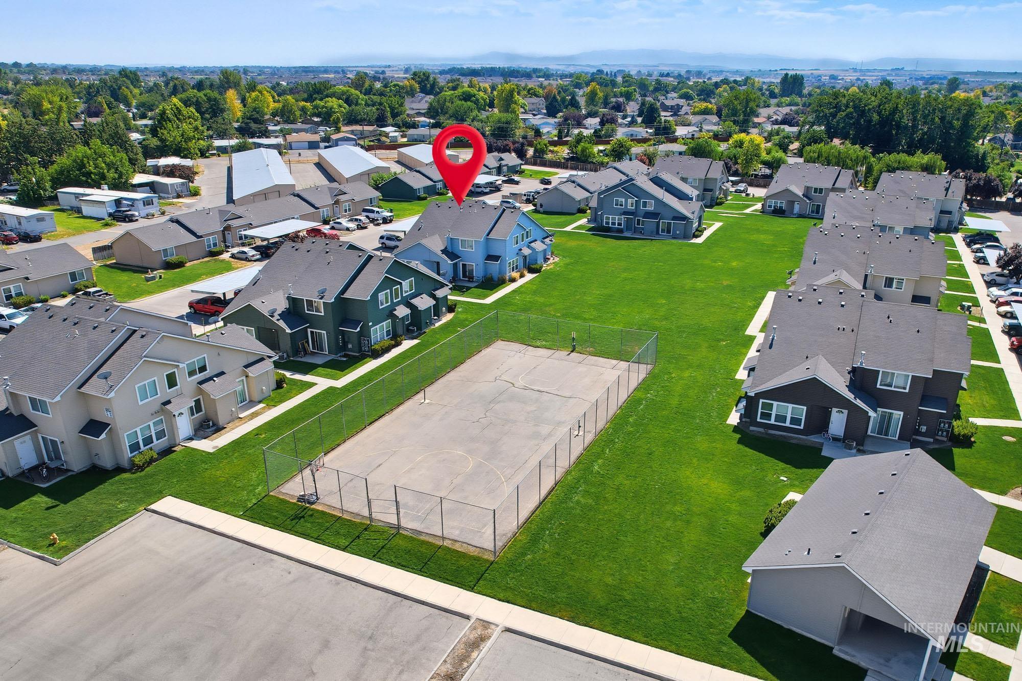 16921 N Pamela Loop, Nampa, Idaho 83651, 2 Bedrooms, 2 Bathrooms, Residential Income For Sale, Price $825,000,MLS 98998046