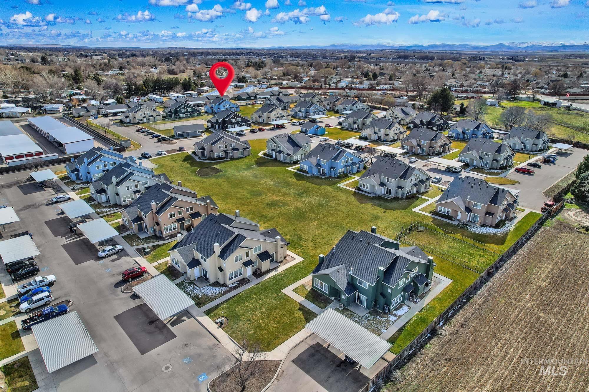16921 N Pamela Loop, Nampa, Idaho 83651, 2 Bedrooms, 2 Bathrooms, Residential Income For Sale, Price $825,000,MLS 98998046