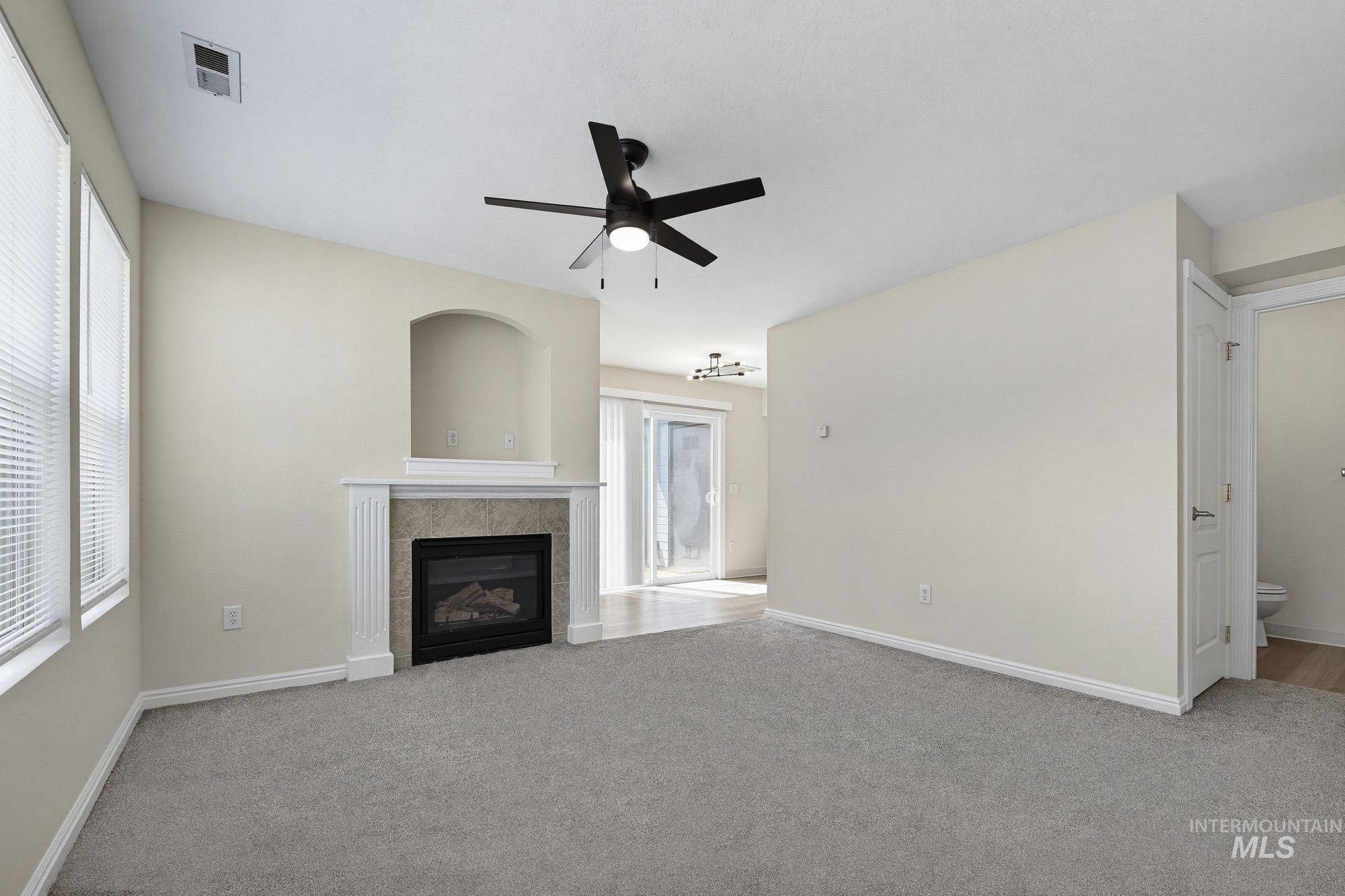 16921 N Pamela Loop, Nampa, Idaho 83651, 2 Bedrooms, 2 Bathrooms, Residential Income For Sale, Price $825,000,MLS 98998046