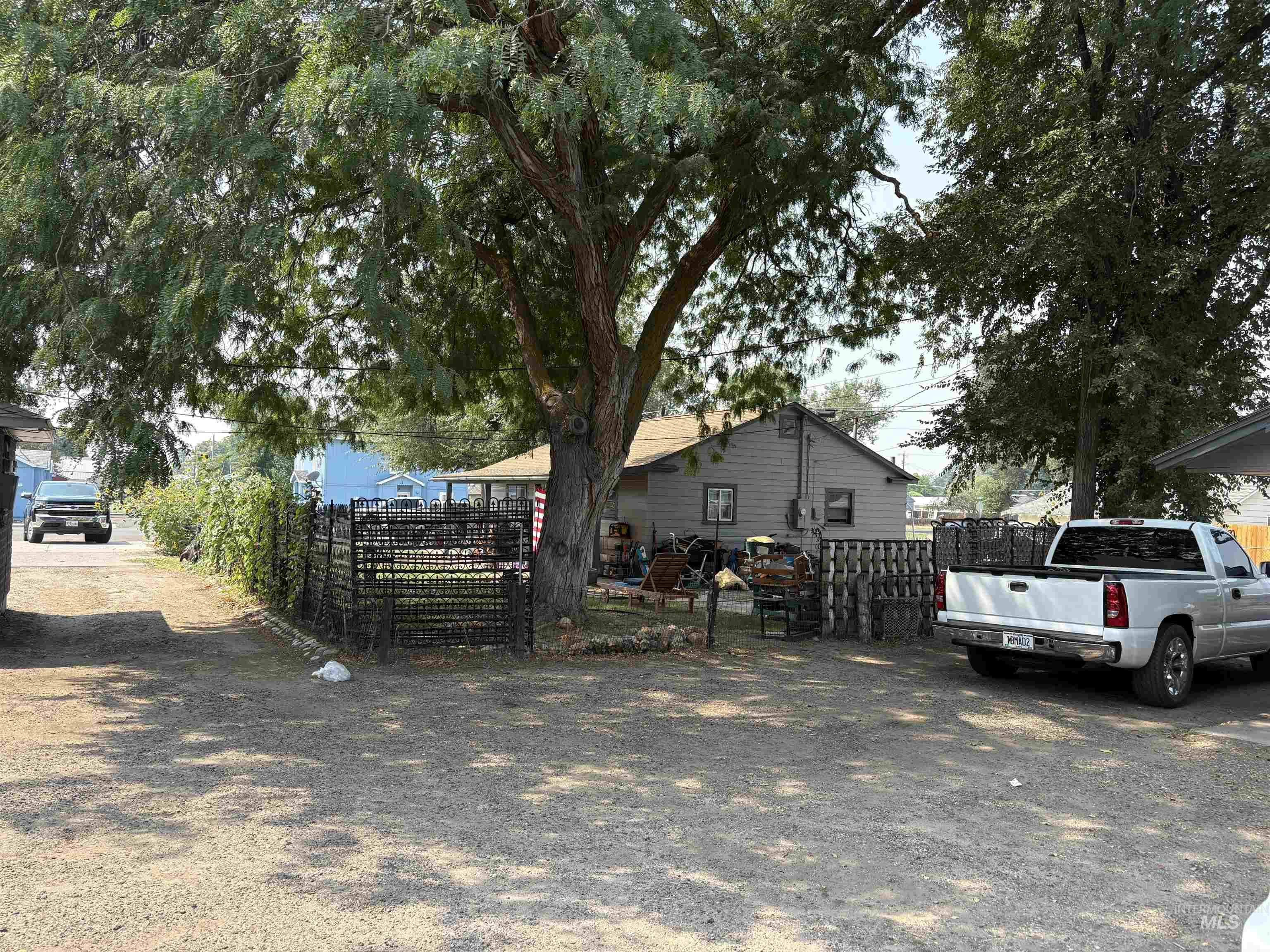 411 NW 1st street, Ontario, Oregon 97914, 2 Bedrooms, 1 Bathroom, Residential Income For Sale, Price $695,000,MLS 98998047