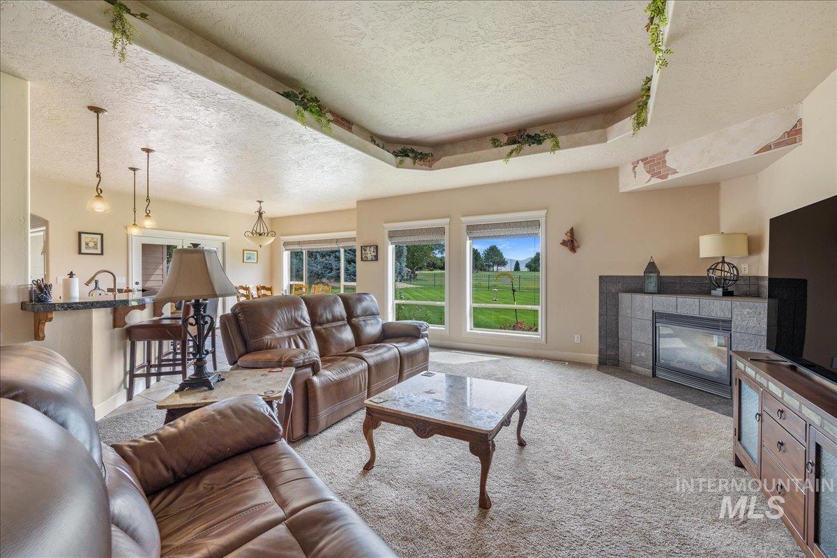 3134 N Merlot Place, Star, Idaho 83669, 4 Bedrooms, 3.5 Bathrooms, Residential For Sale, Price $1,100,000,MLS 98998050