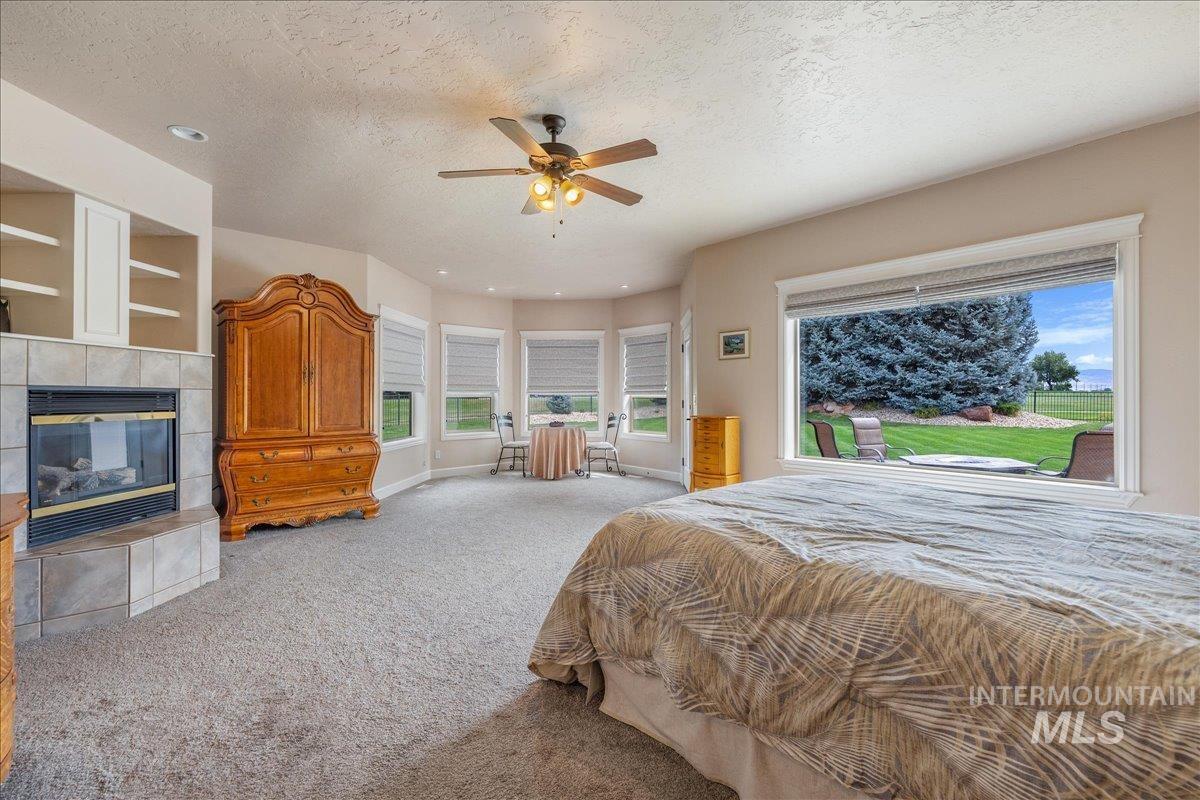 3134 N Merlot Place, Star, Idaho 83669, 4 Bedrooms, 3.5 Bathrooms, Residential For Sale, Price $1,100,000,MLS 98998050