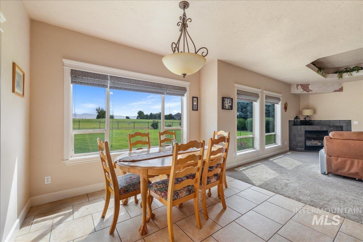3134 N Merlot Place, Star, Idaho 83669, 4 Bedrooms, 3.5 Bathrooms, Residential For Sale, Price $1,100,000,MLS 98998050