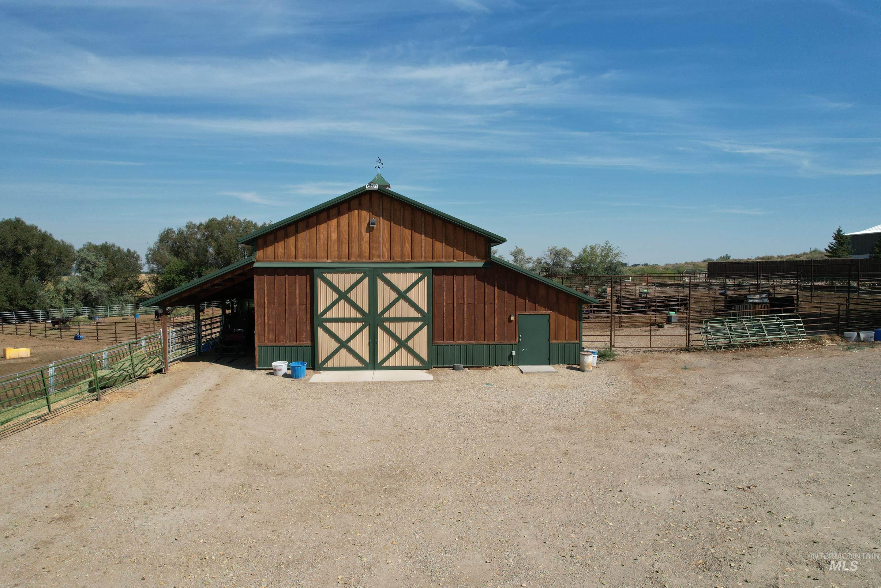 3237 Purdom Lane, Homedale, Idaho 83628, 4 Bedrooms, 4.5 Bathrooms, Residential For Sale, Price $2,599,000,MLS 98998057