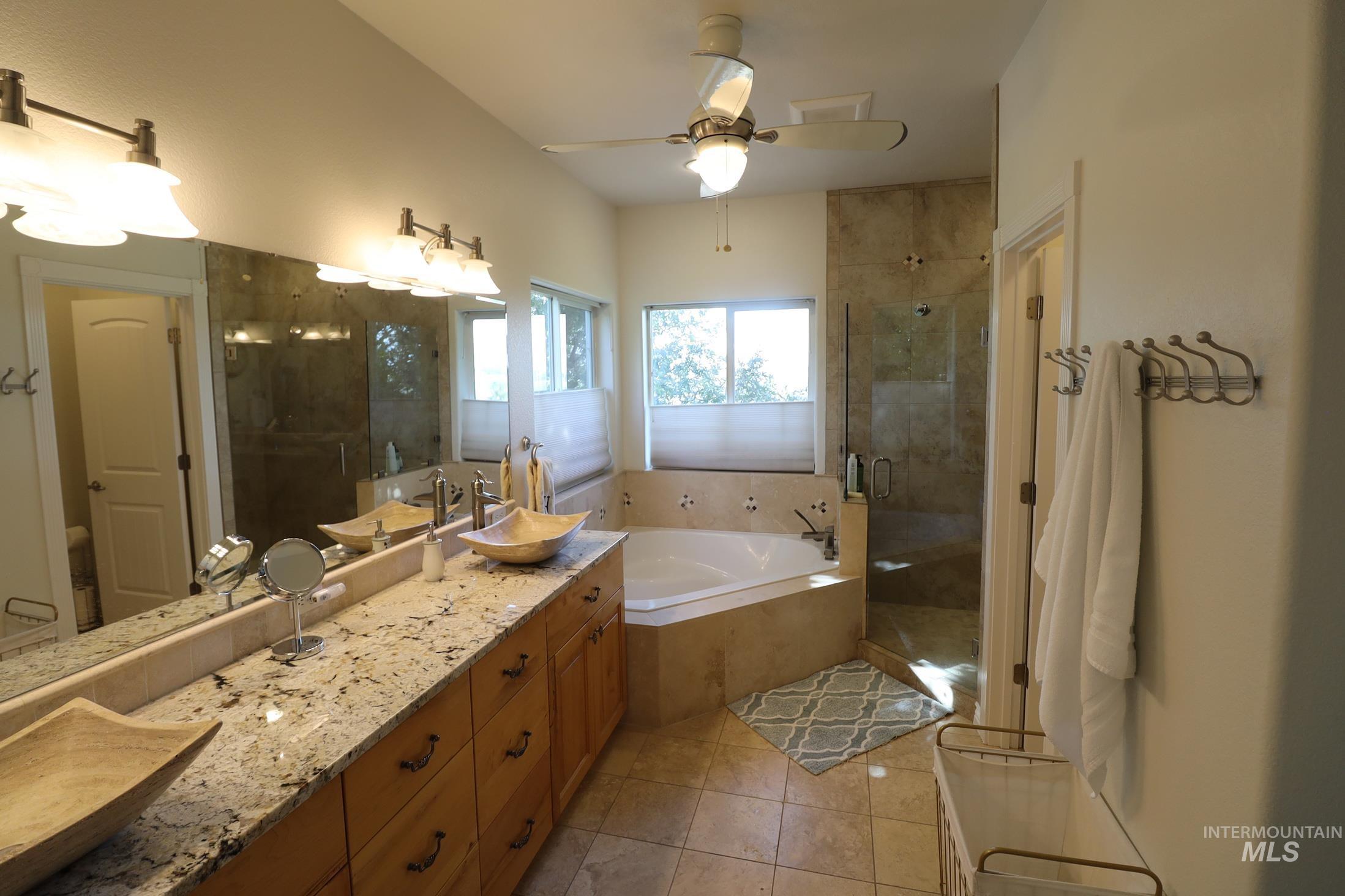3237 Purdom Lane, Homedale, Idaho 83628, 4 Bedrooms, 4.5 Bathrooms, Residential For Sale, Price $2,599,000,MLS 98998057