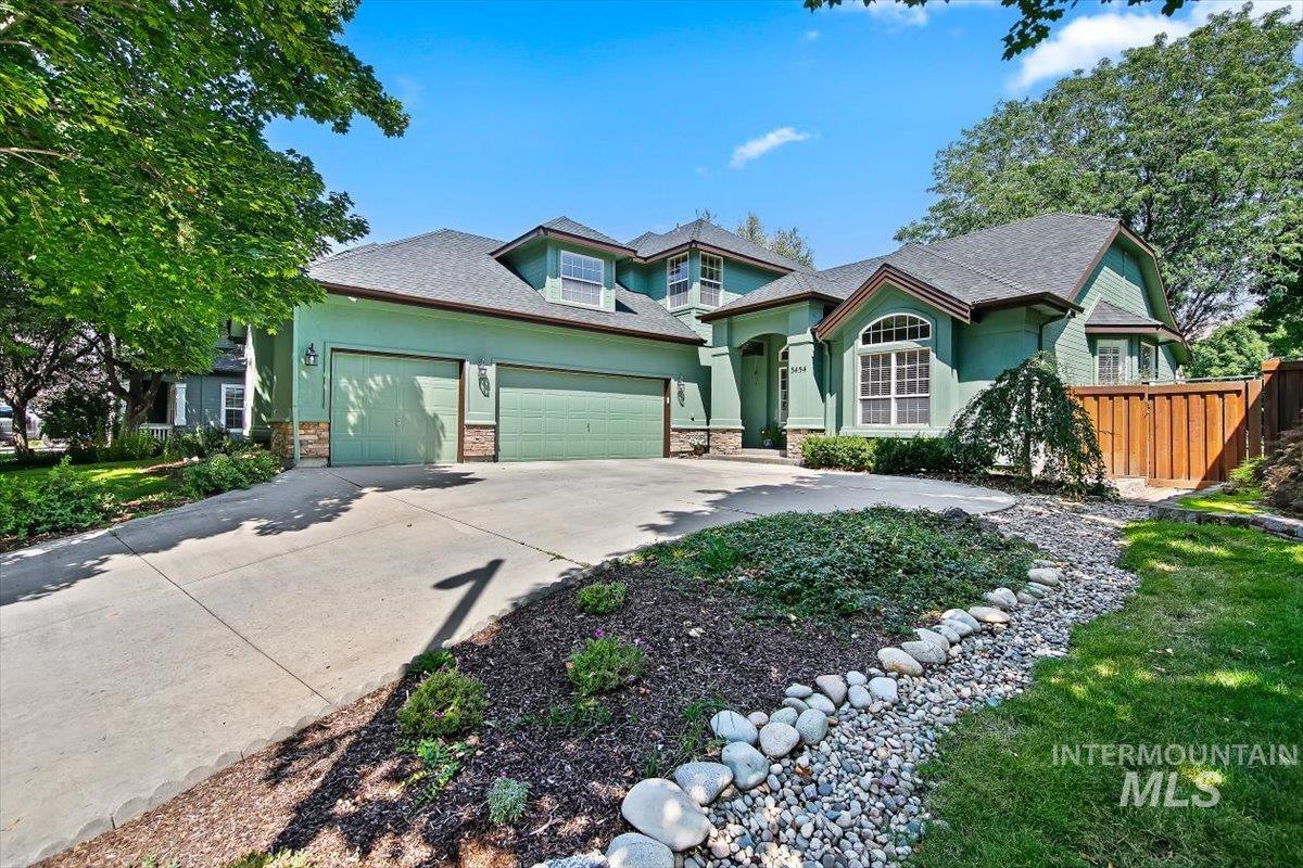 3454 S Shortleaf Ave., Boise, Idaho 83716, 3 Bedrooms, 3.5 Bathrooms, Residential For Sale, Price $995,000,MLS 98998058