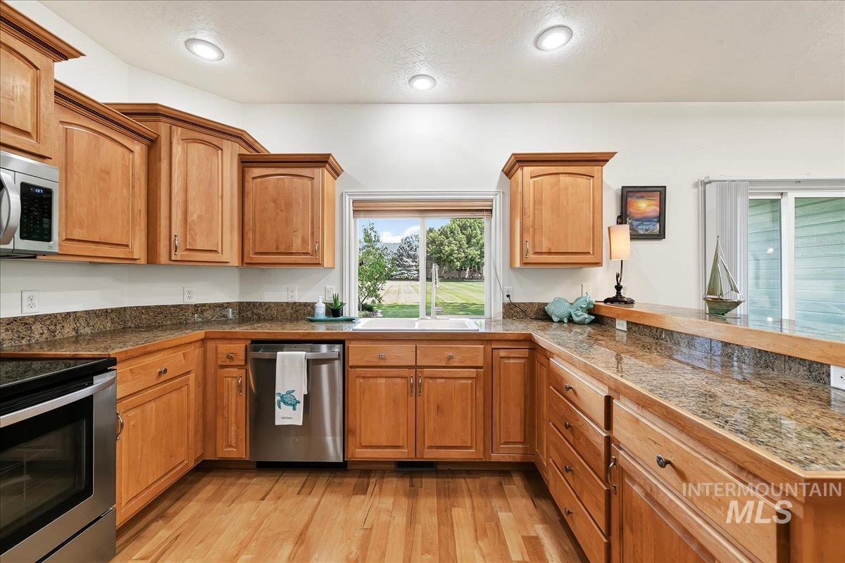 3454 S Shortleaf Ave., Boise, Idaho 83716, 3 Bedrooms, 3.5 Bathrooms, Residential For Sale, Price $995,000,MLS 98998058