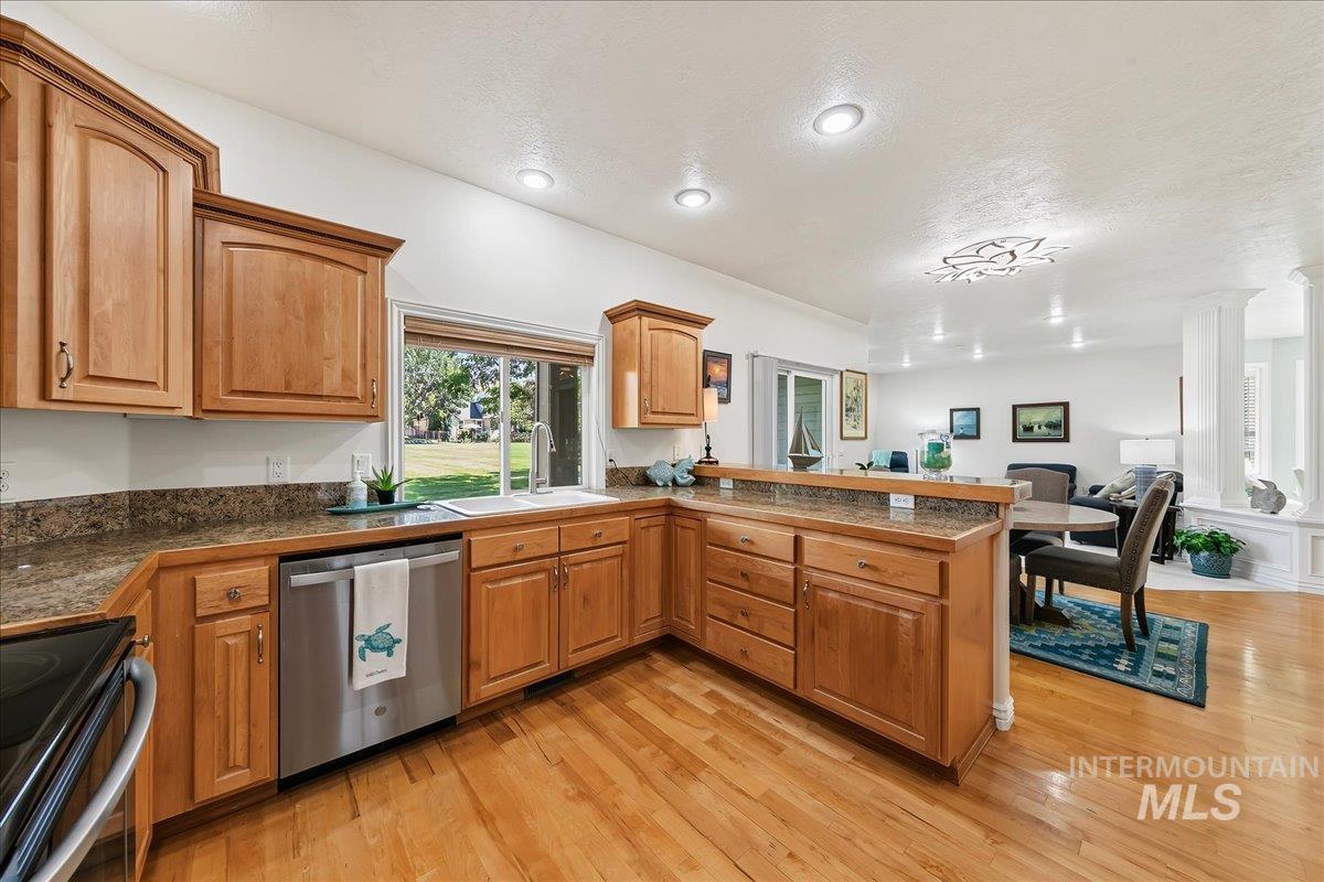 3454 S Shortleaf Ave., Boise, Idaho 83716, 3 Bedrooms, 3.5 Bathrooms, Residential For Sale, Price $995,000,MLS 98998058