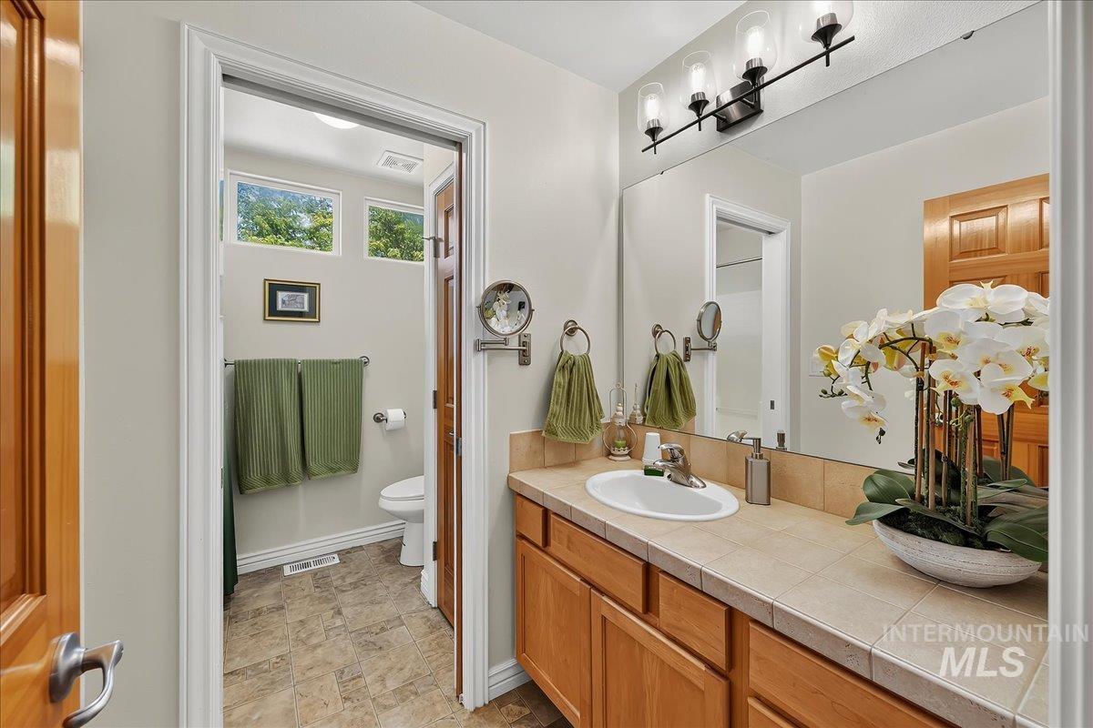 3454 S Shortleaf Ave., Boise, Idaho 83716, 3 Bedrooms, 3.5 Bathrooms, Residential For Sale, Price $995,000,MLS 98998058