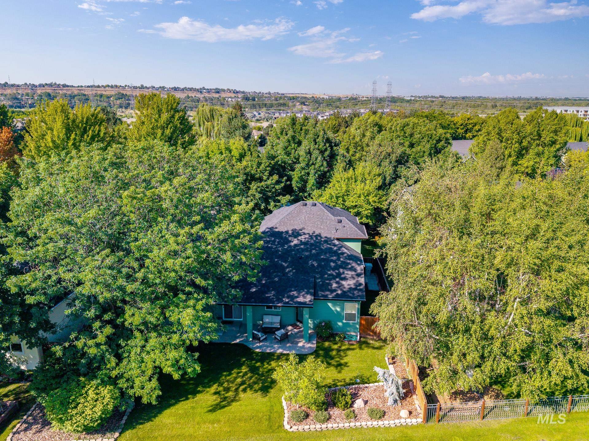 3454 S Shortleaf Ave., Boise, Idaho 83716, 3 Bedrooms, 3.5 Bathrooms, Residential For Sale, Price $995,000,MLS 98998058
