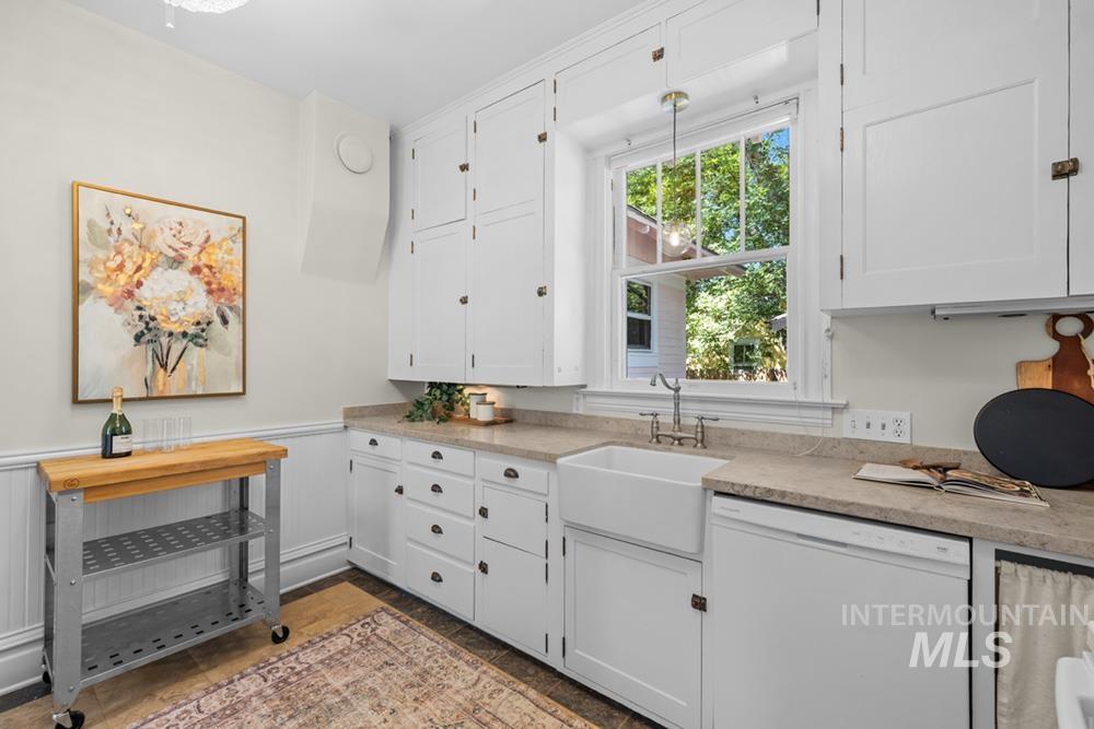 1310 N 7th St, Boise, Idaho 83702, 2 Bedrooms, 1 Bathroom, Residential For Sale, Price $628,000, 98998059