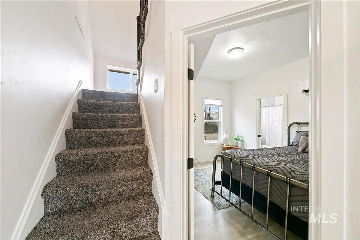 515 S 15th Street, Boise, Idaho 83702, 3 Bedrooms, 2.5 Bathrooms, Residential For Sale, Price $545,600,MLS 98998060