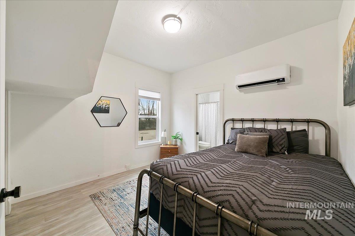 515 S 15th Street, Boise, Idaho 83702, 3 Bedrooms, 2.5 Bathrooms, Residential For Sale, Price $545,600,MLS 98998060