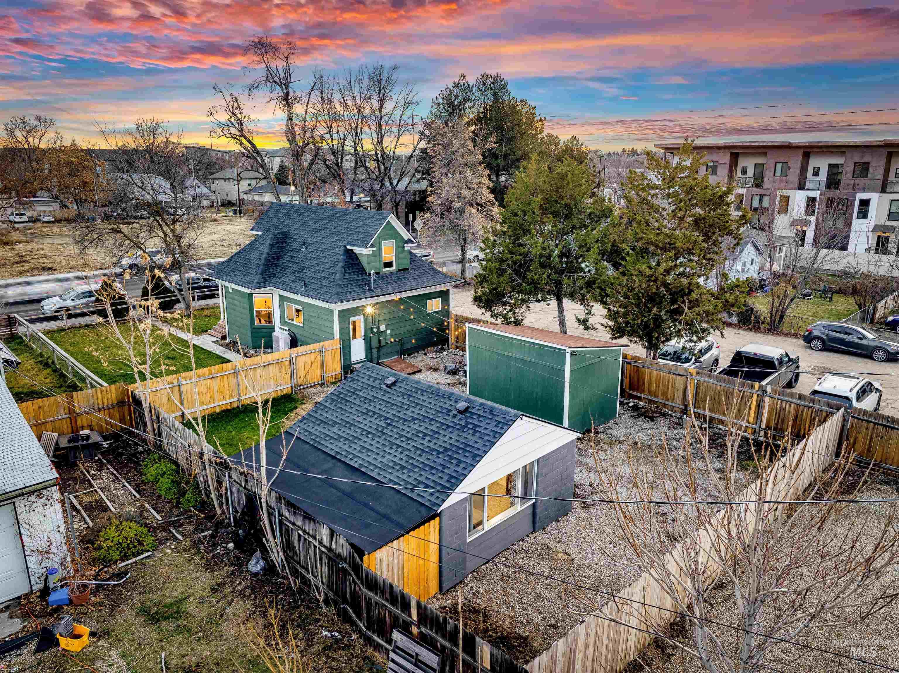 515 S 15th Street, Boise, Idaho 83702, 3 Bedrooms, 2.5 Bathrooms, Residential For Sale, Price $545,600,MLS 98998060