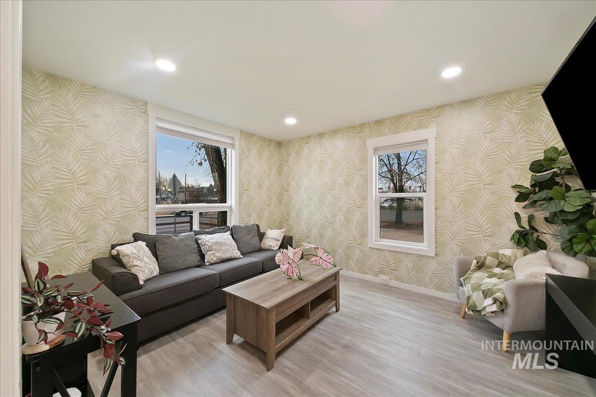 515 S 15th Street, Boise, Idaho 83702, 3 Bedrooms, 2.5 Bathrooms, Residential For Sale, Price $545,600,MLS 98998060
