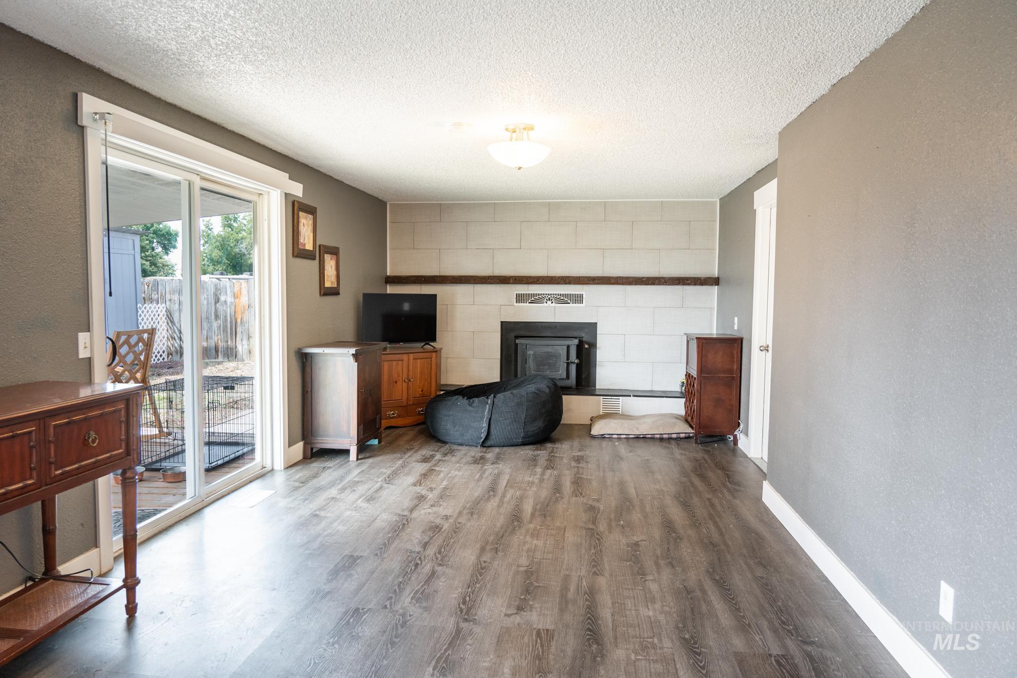2496 SW 2nd Ave, Ontario, Oregon 97914, 4 Bedrooms, 3 Bathrooms, Residential For Sale, Price $359,000,MLS 98998061