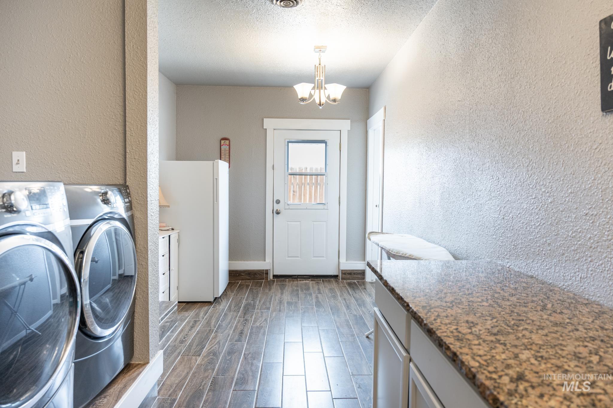 2496 SW 2nd Ave, Ontario, Oregon 97914, 4 Bedrooms, 3 Bathrooms, Residential For Sale, Price $359,000,MLS 98998061