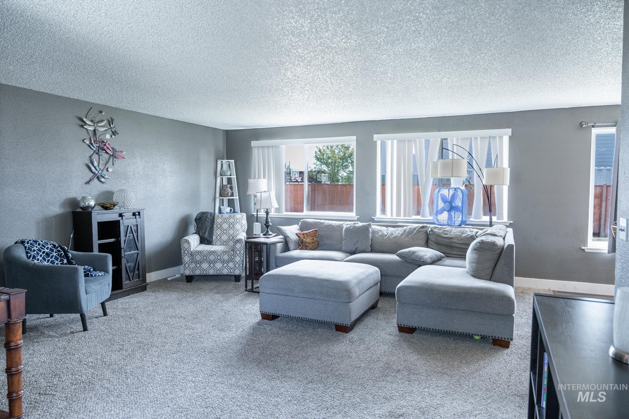 2496 SW 2nd Ave, Ontario, Oregon 97914, 4 Bedrooms, 3 Bathrooms, Residential For Sale, Price $359,000,MLS 98998061