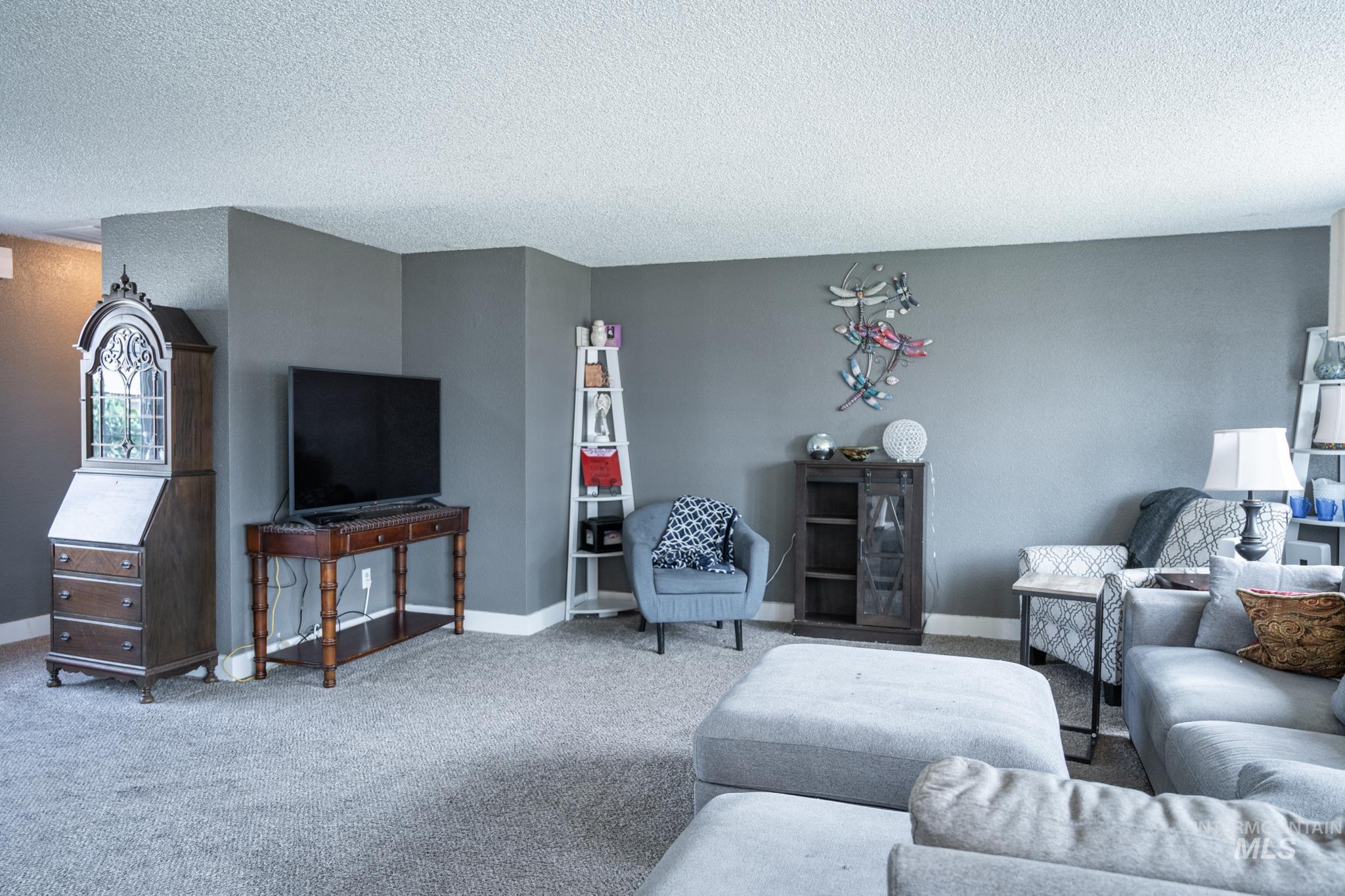2496 SW 2nd Ave, Ontario, Oregon 97914, 4 Bedrooms, 3 Bathrooms, Residential For Sale, Price $359,000,MLS 98998061