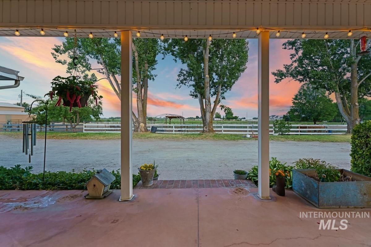 7590 Elko Lane, Middleton, Idaho 83669, 3 Bedrooms, 2 Bathrooms, Residential For Sale, Price $1,199,000, 98998062
